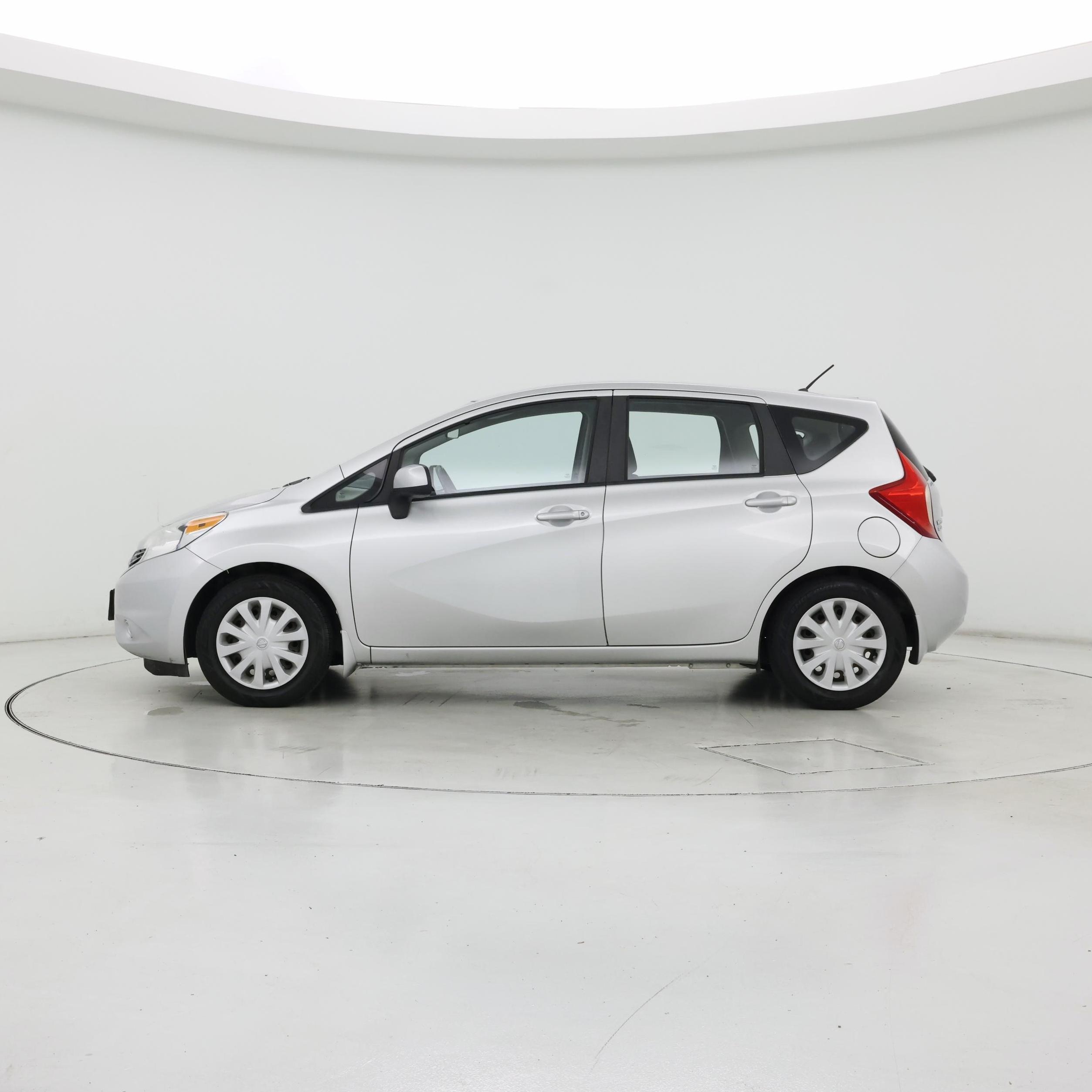 Thumbnail: 2014 Nissan Versa Note - 3