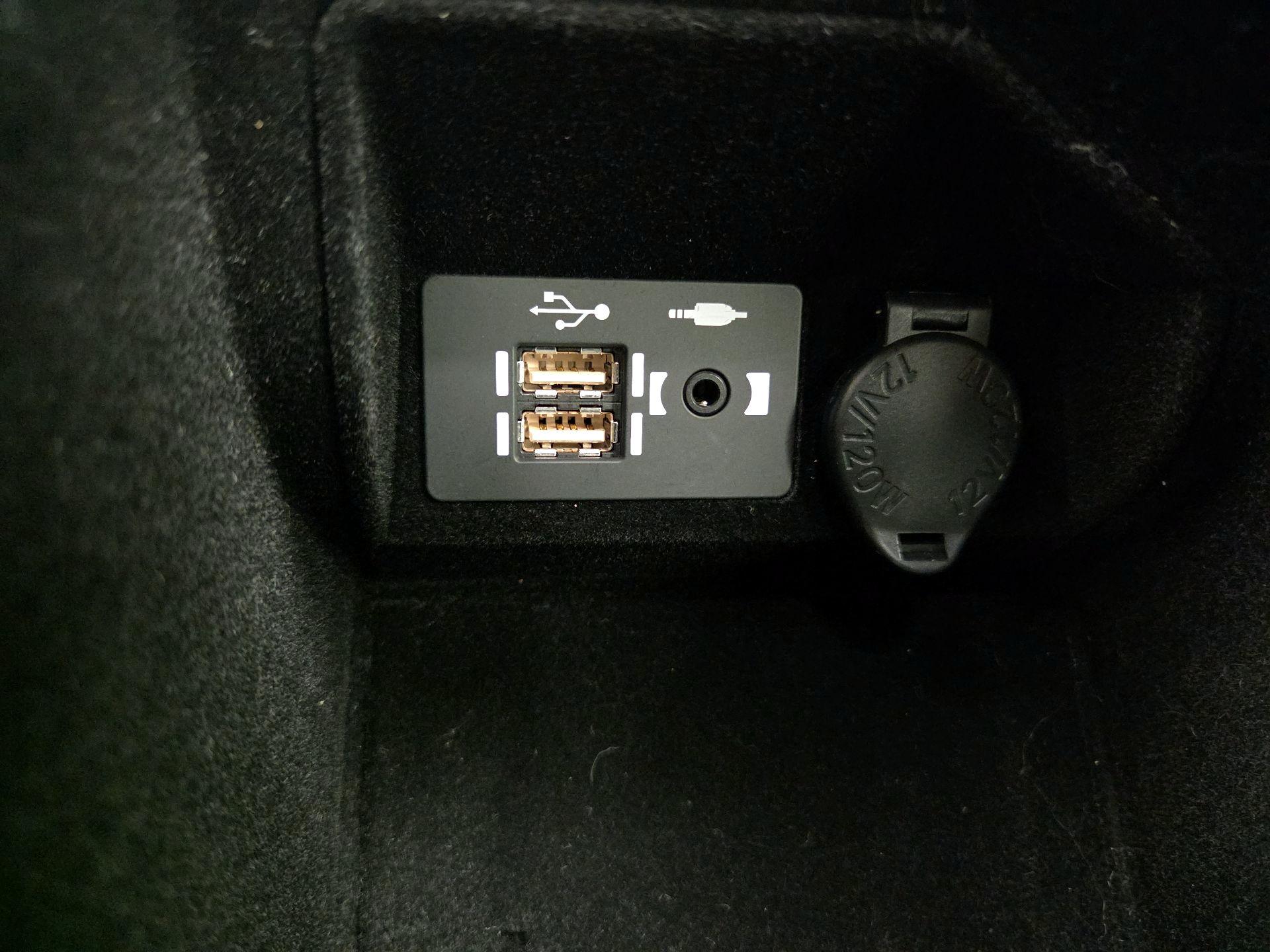 Thumbnail: 2023 Lexus IS - 18