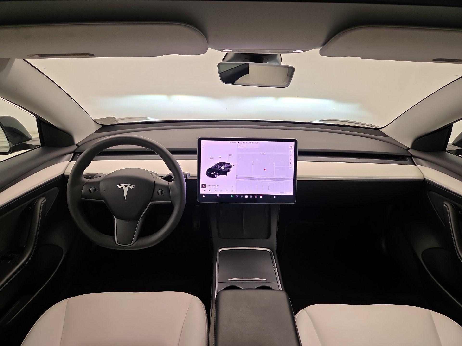 Thumbnail: 2021 Tesla Model 3 - 9