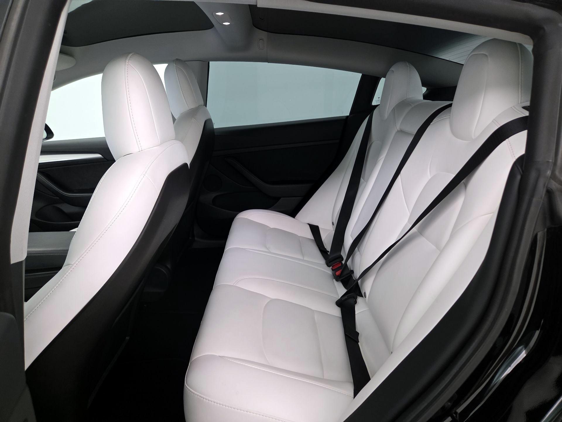 Thumbnail: 2021 Tesla Model 3 - 10