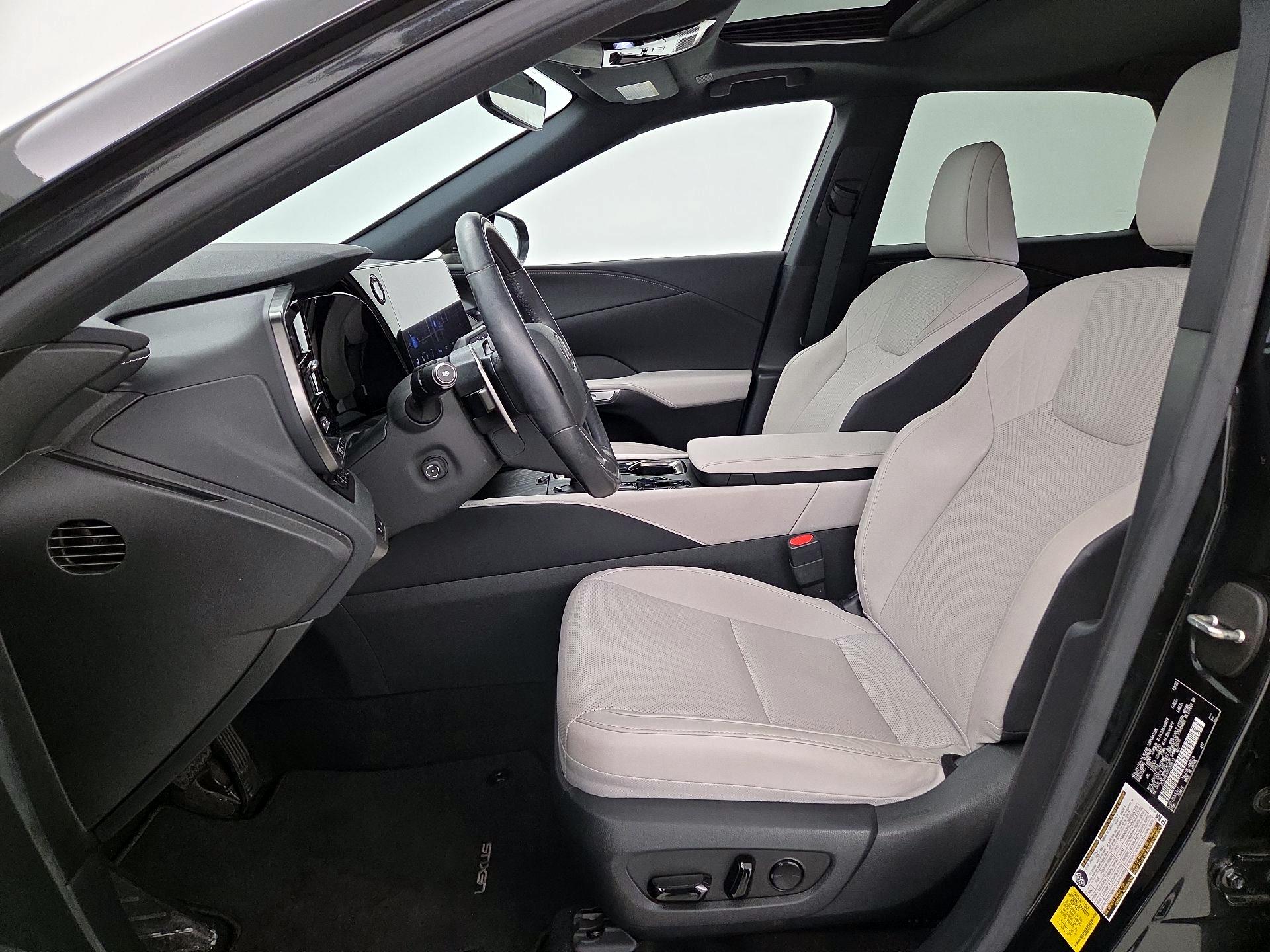 Thumbnail: 2023 Lexus RX - 11