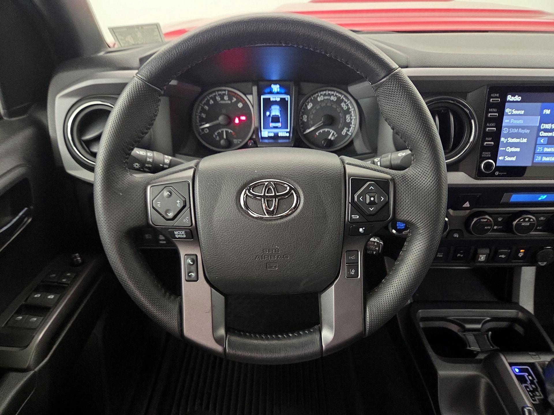 Thumbnail: 2022 Toyota Tacoma - 10