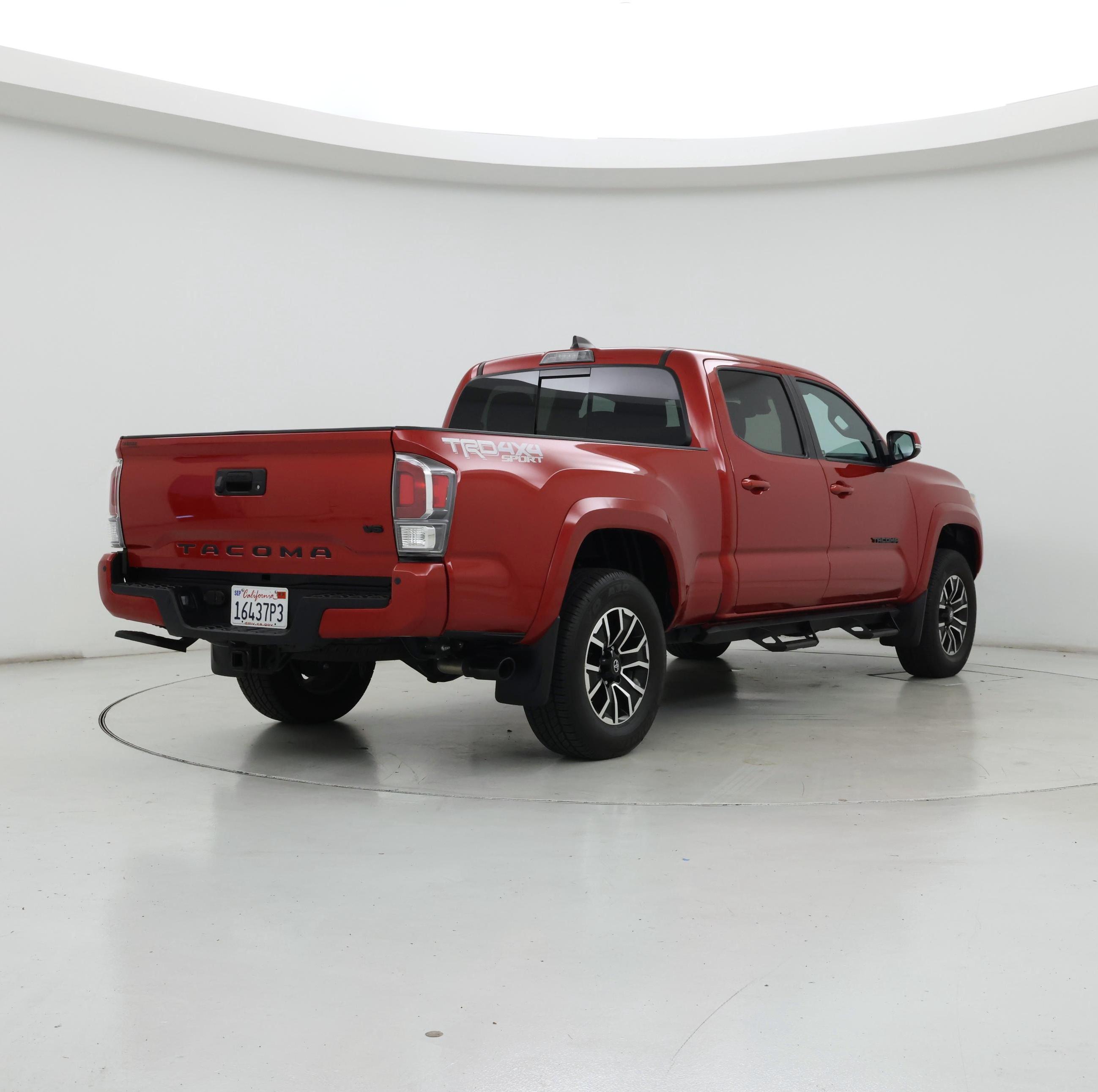 Thumbnail: 2022 Toyota Tacoma - 8