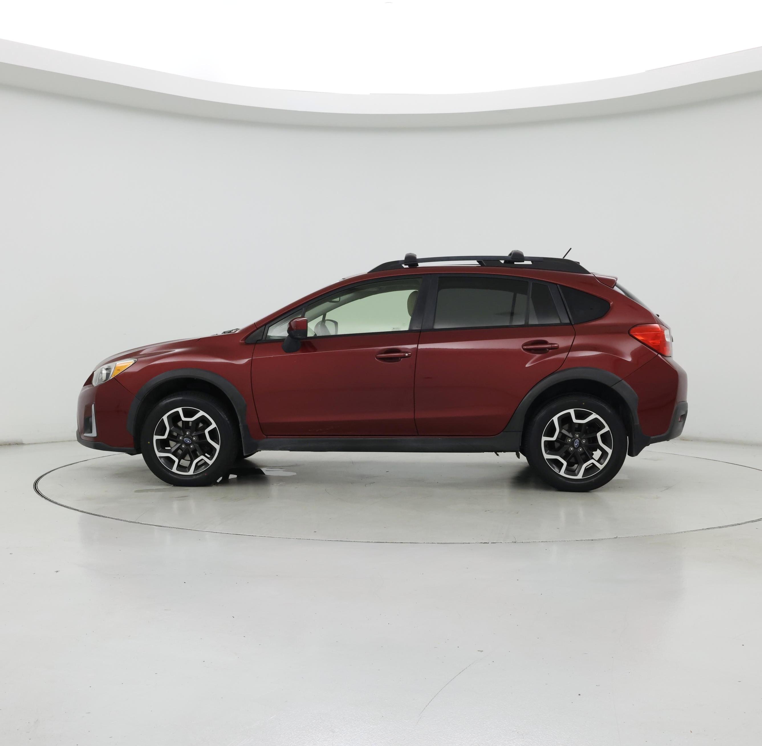 Thumbnail: 2016 Subaru XV Crosstrek - 3