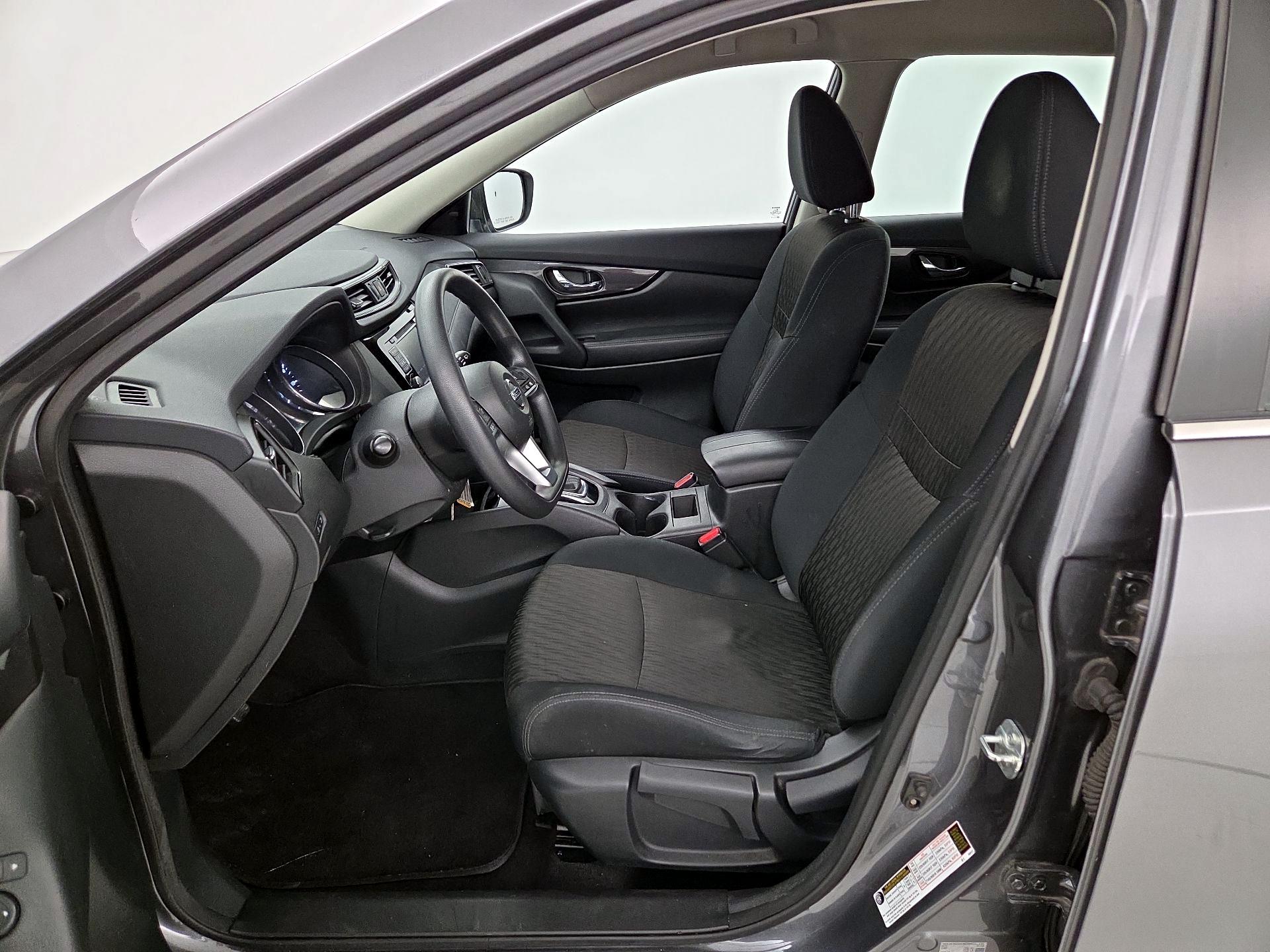 Thumbnail: 2018 Nissan Rogue - 11