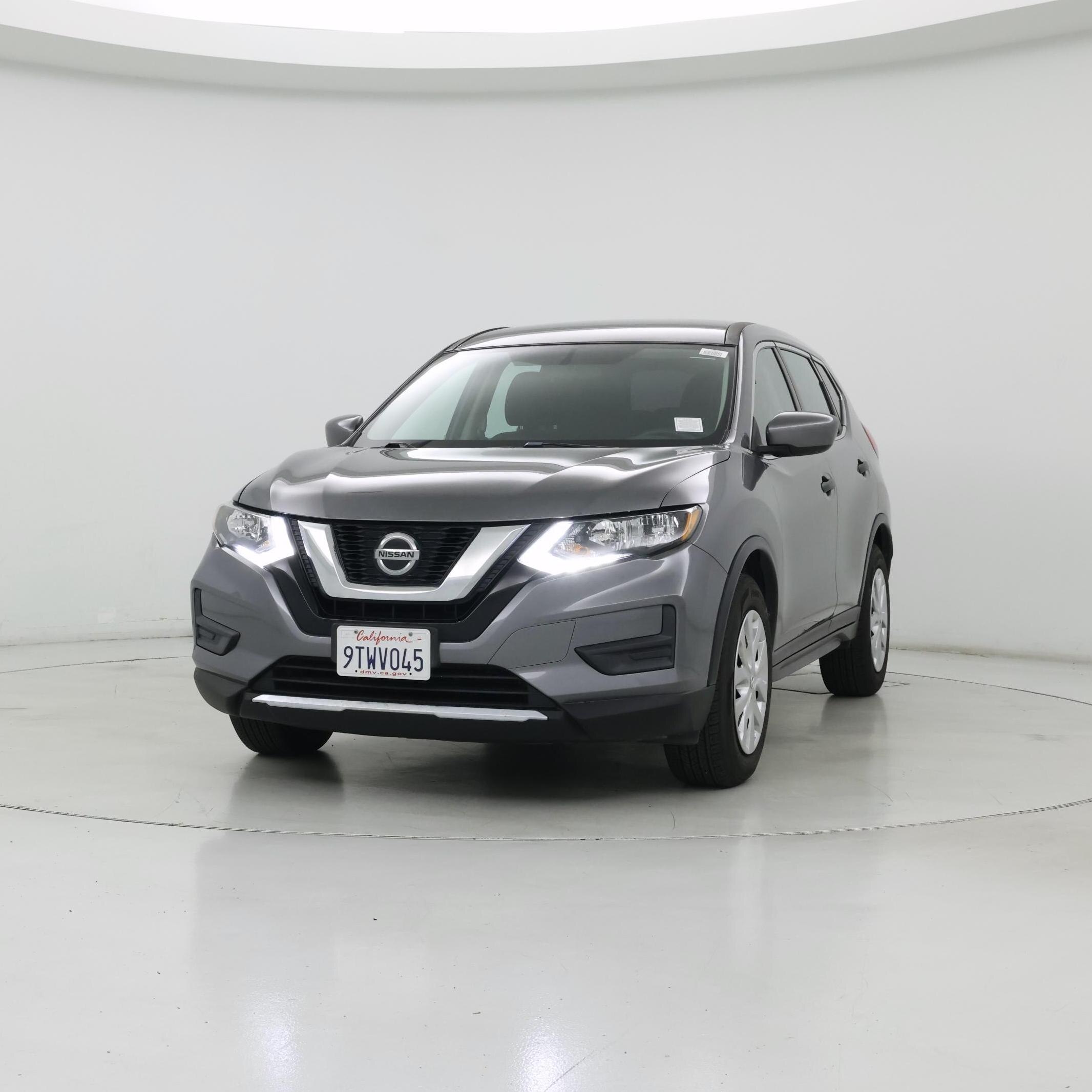 Thumbnail: 2018 Nissan Rogue - 4