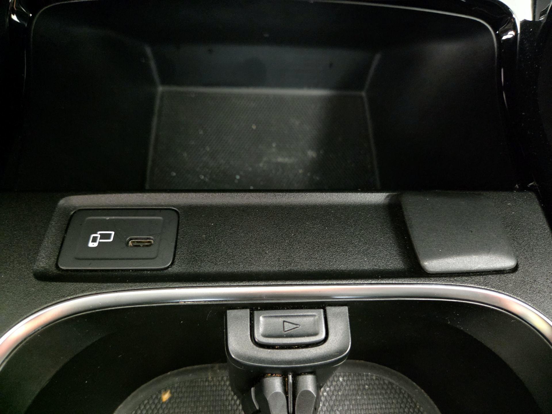 Thumbnail: 2020 Mercedes-Benz A-Class - 18