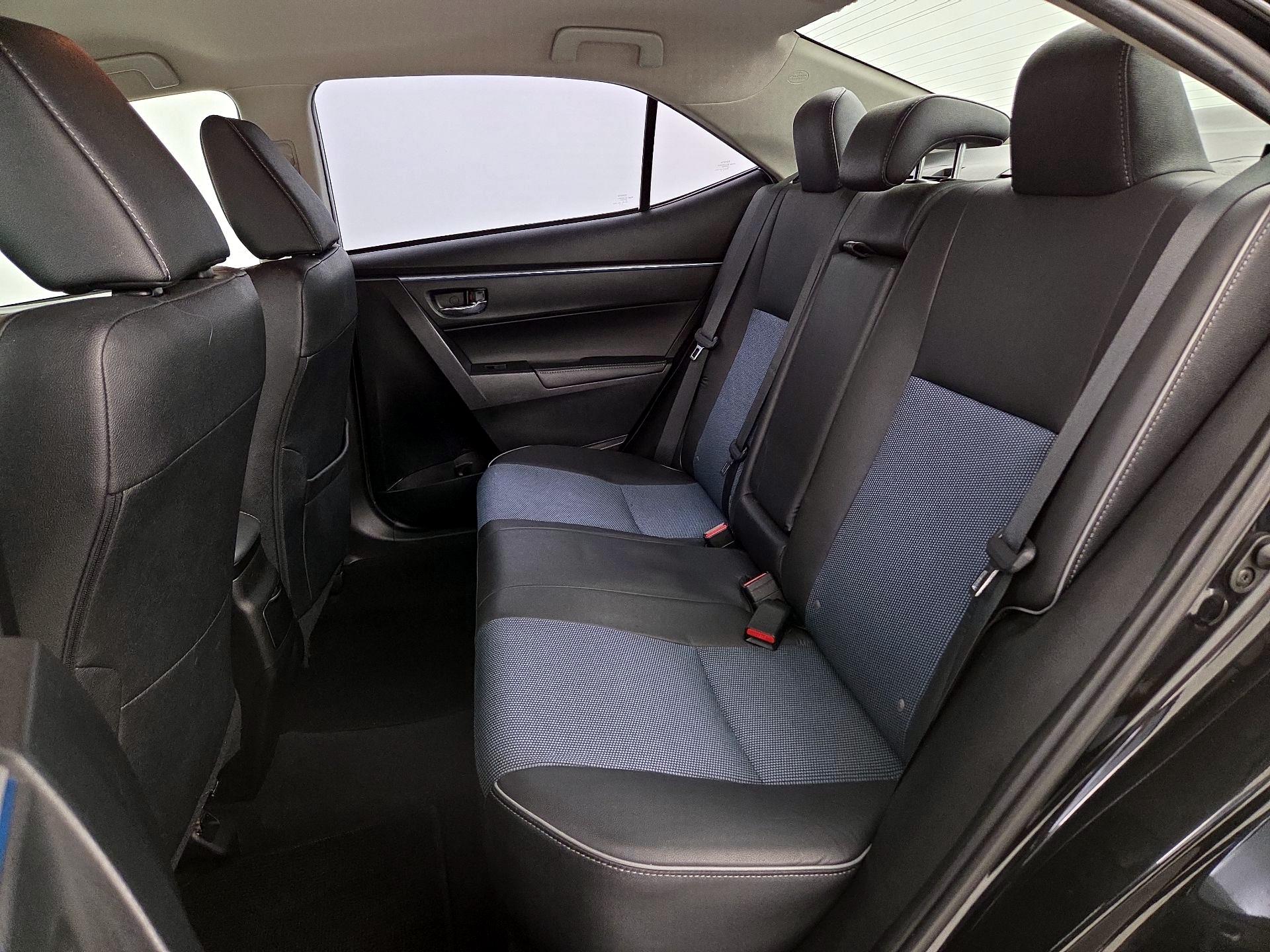 Thumbnail: 2015 Toyota Corolla - 19