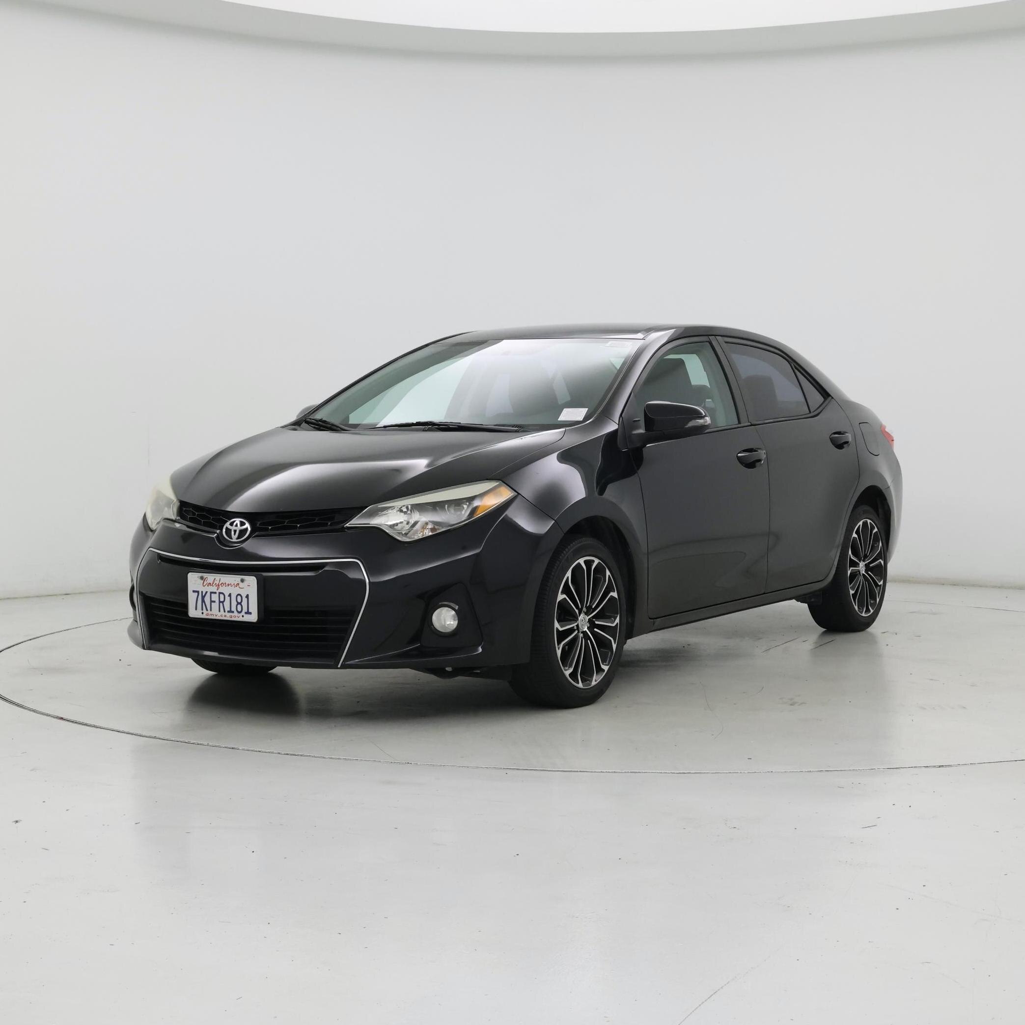 Thumbnail: 2015 Toyota Corolla - 4