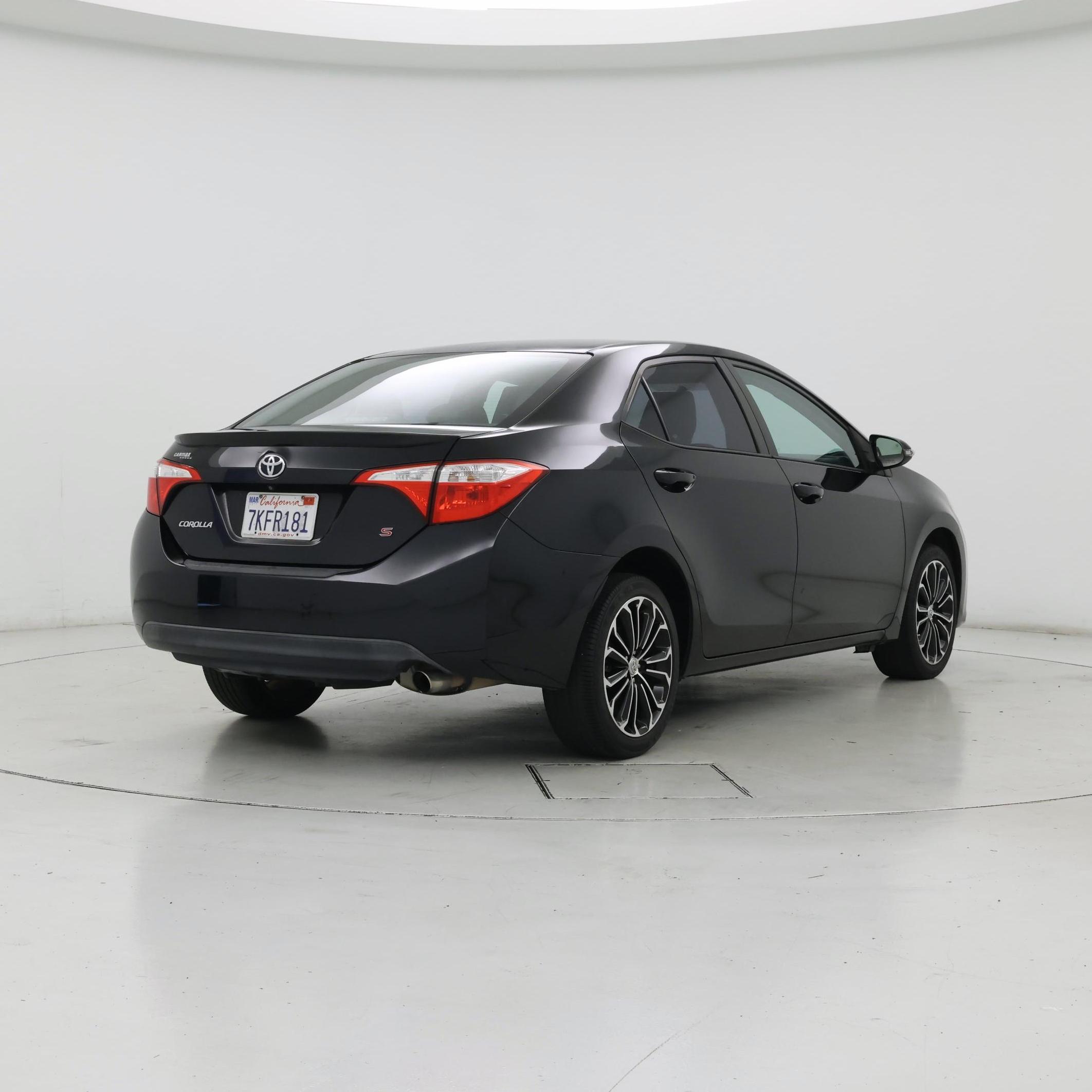 Thumbnail: 2015 Toyota Corolla - 8