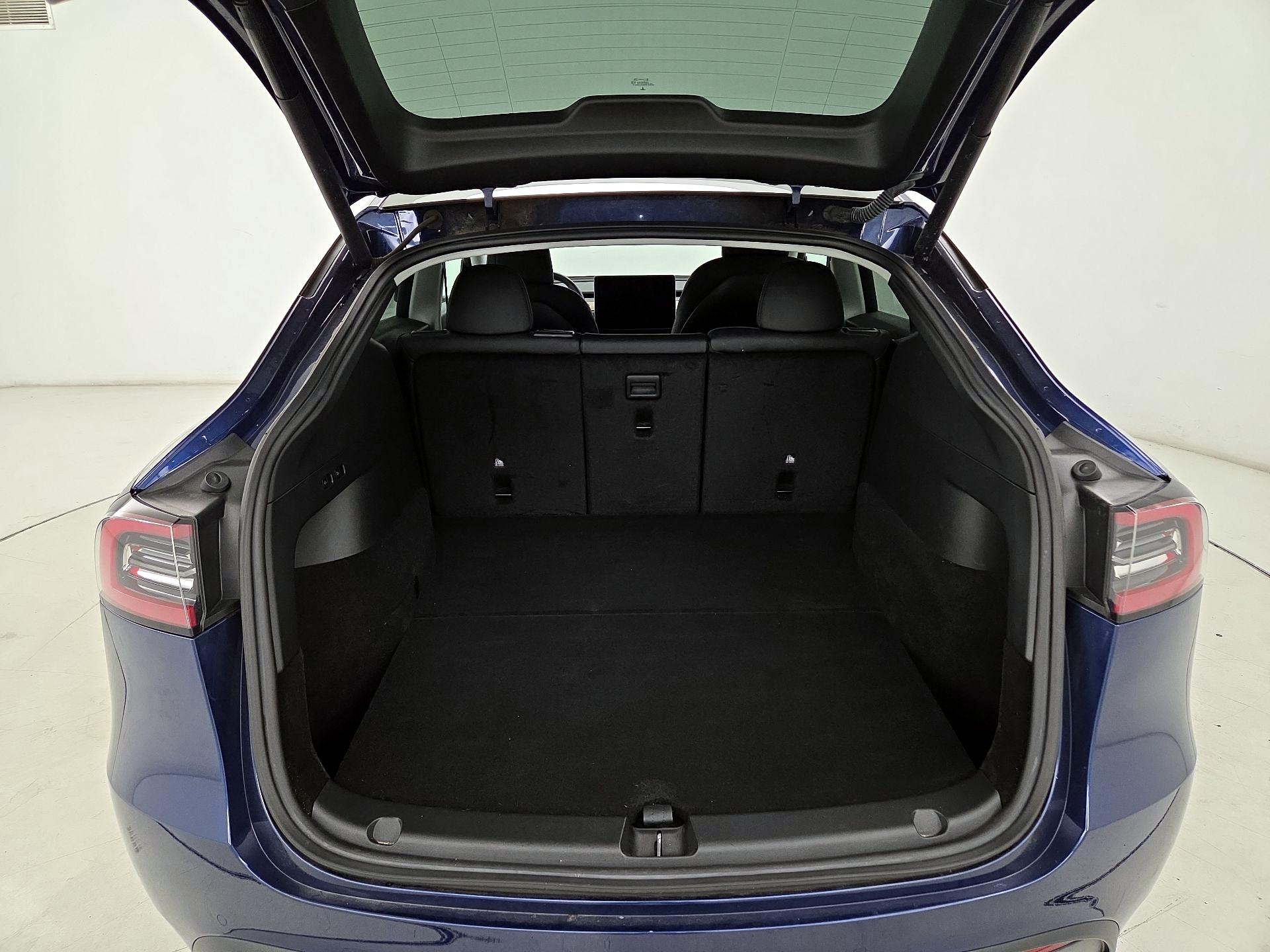 Thumbnail: 2022 Tesla Model Y - 20