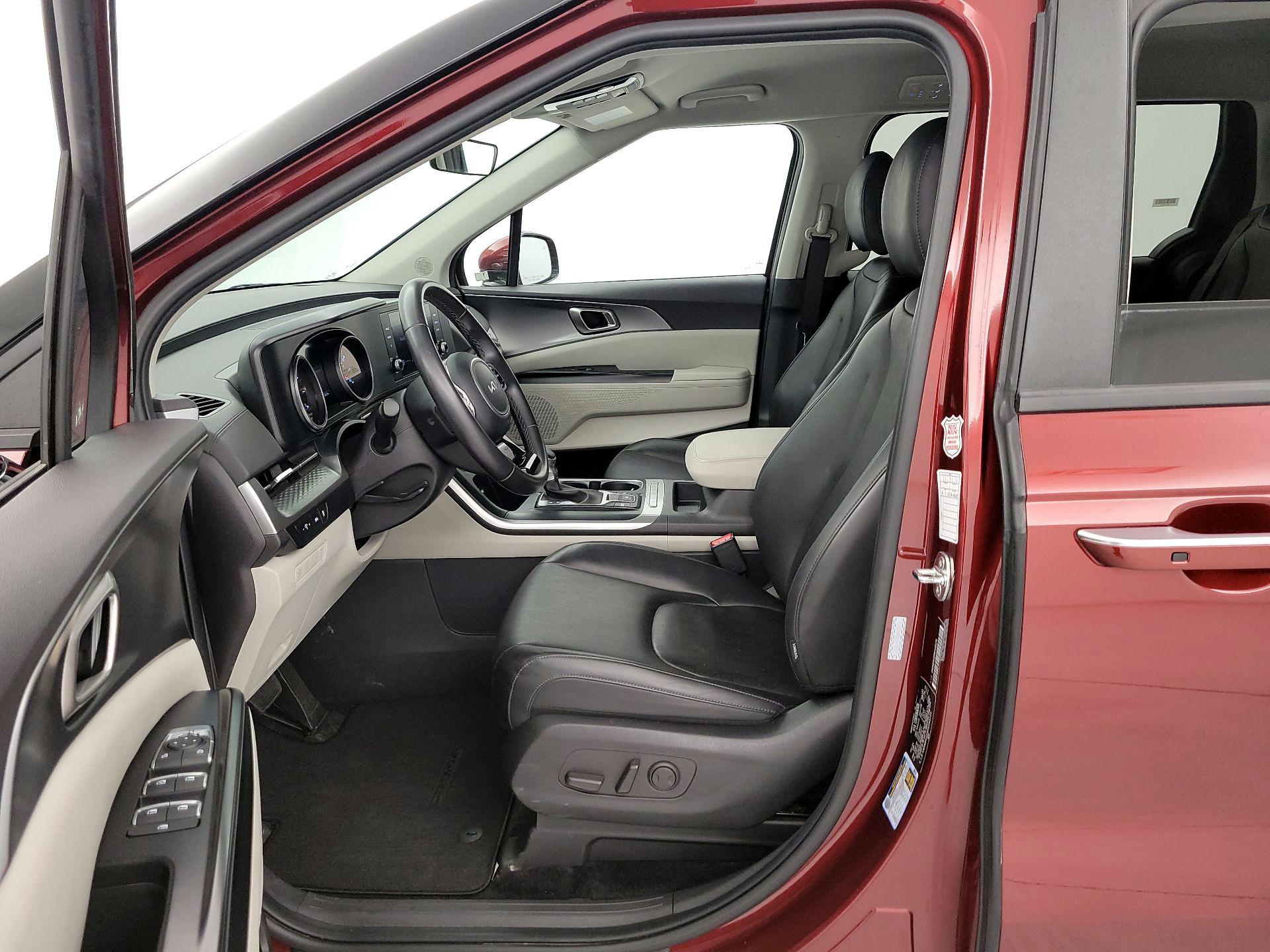 Thumbnail: 2024 Kia Carnival - 11