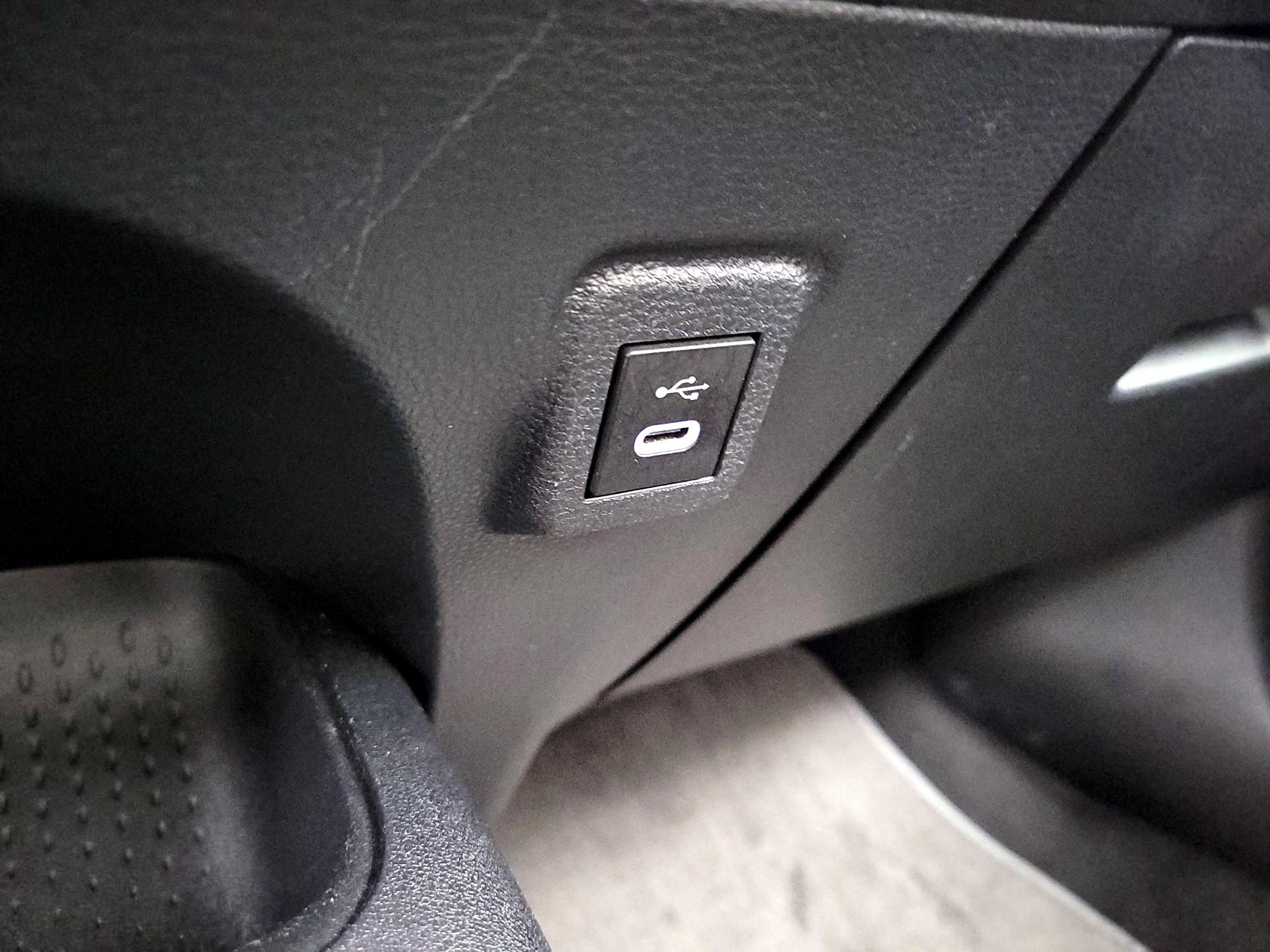 Thumbnail: 2024 Toyota Corolla - 17