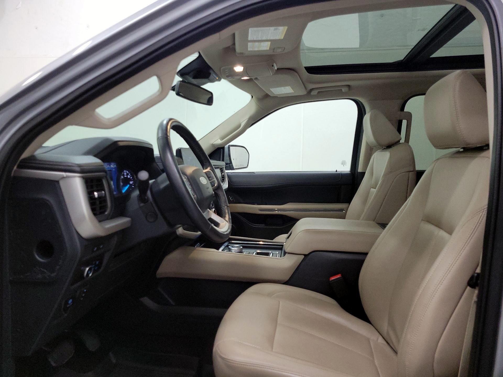 Thumbnail: 2023 Ford Expedition - 20