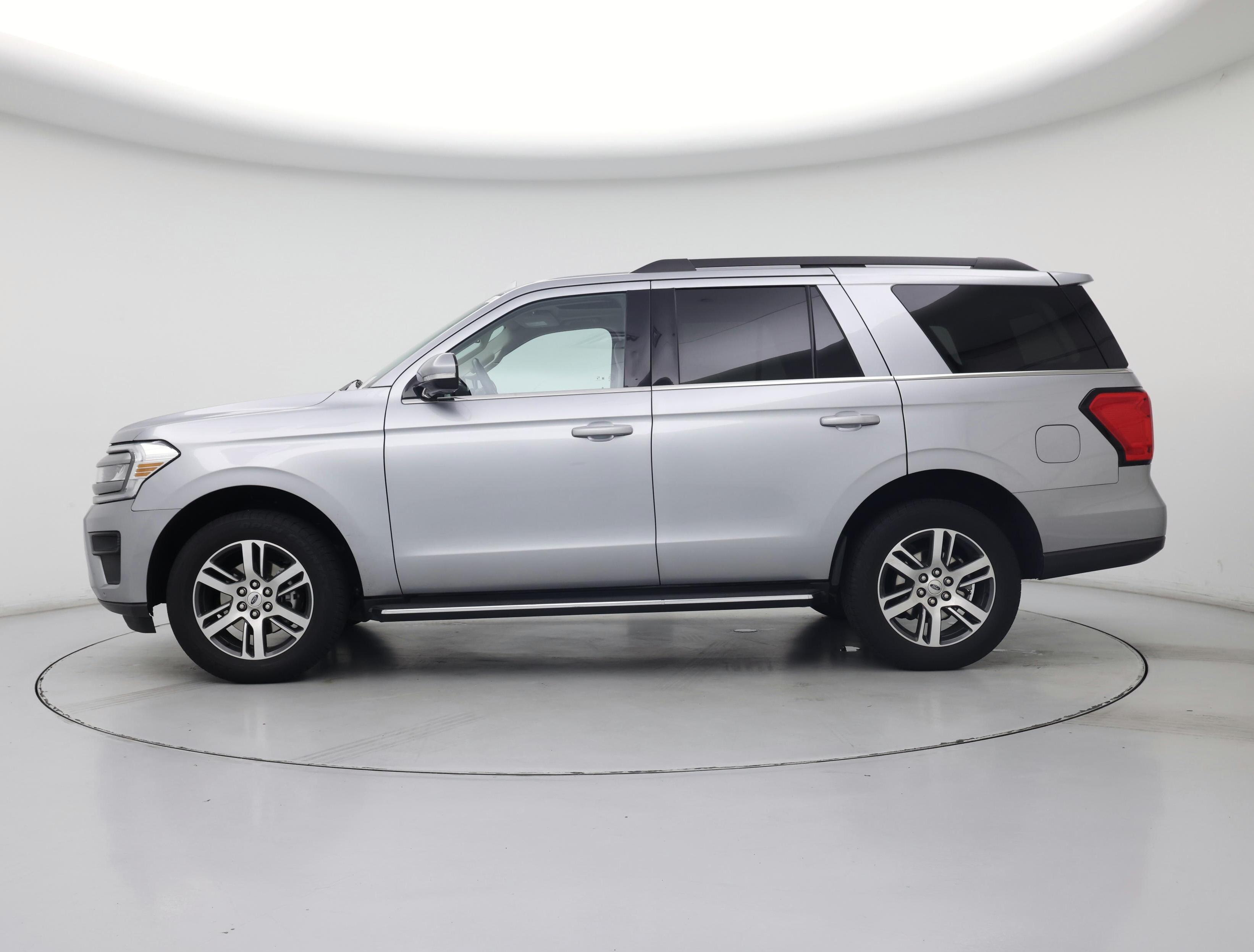 Thumbnail: 2023 Ford Expedition - 3