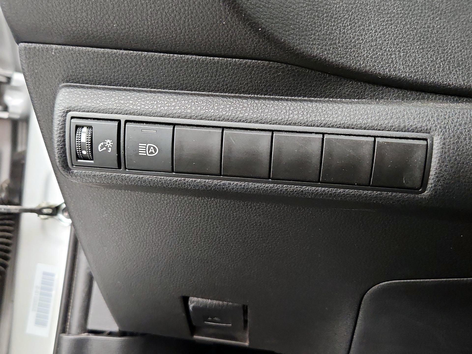 Thumbnail: 2024 Toyota Corolla - 13