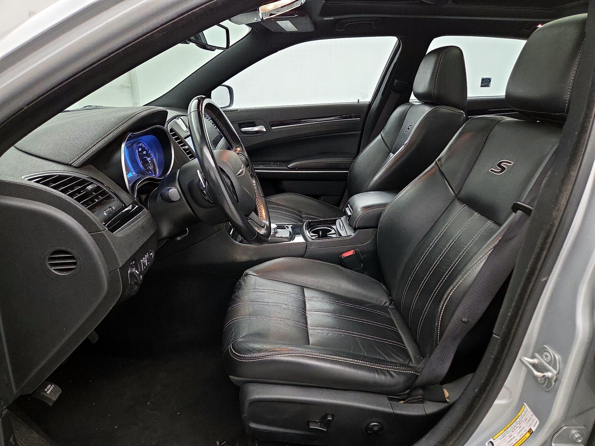 Thumbnail: 2021 Chrysler 300 - 11