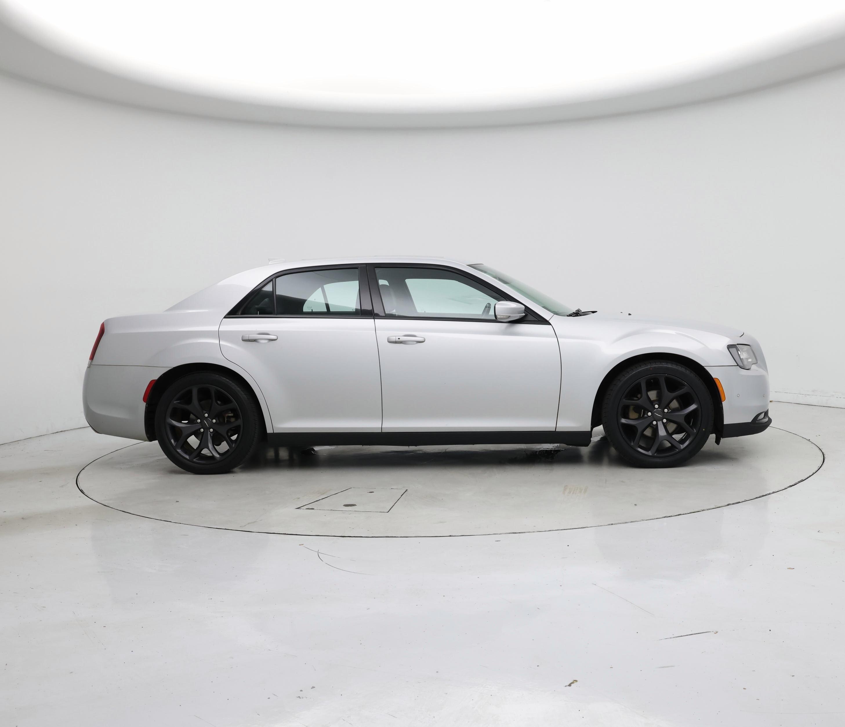 Thumbnail: 2021 Chrysler 300 - 7