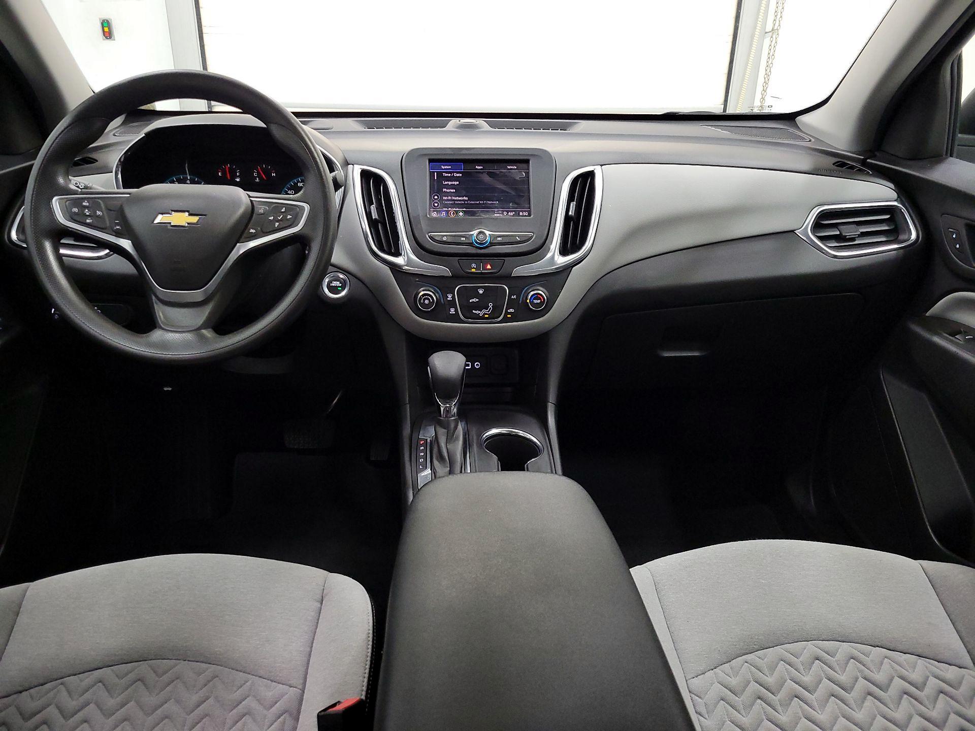 Thumbnail: 2022 Chevrolet Equinox - 9