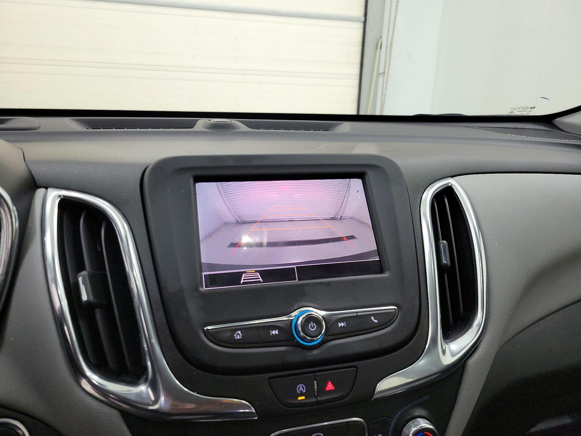 Thumbnail: 2022 Chevrolet Equinox - 14