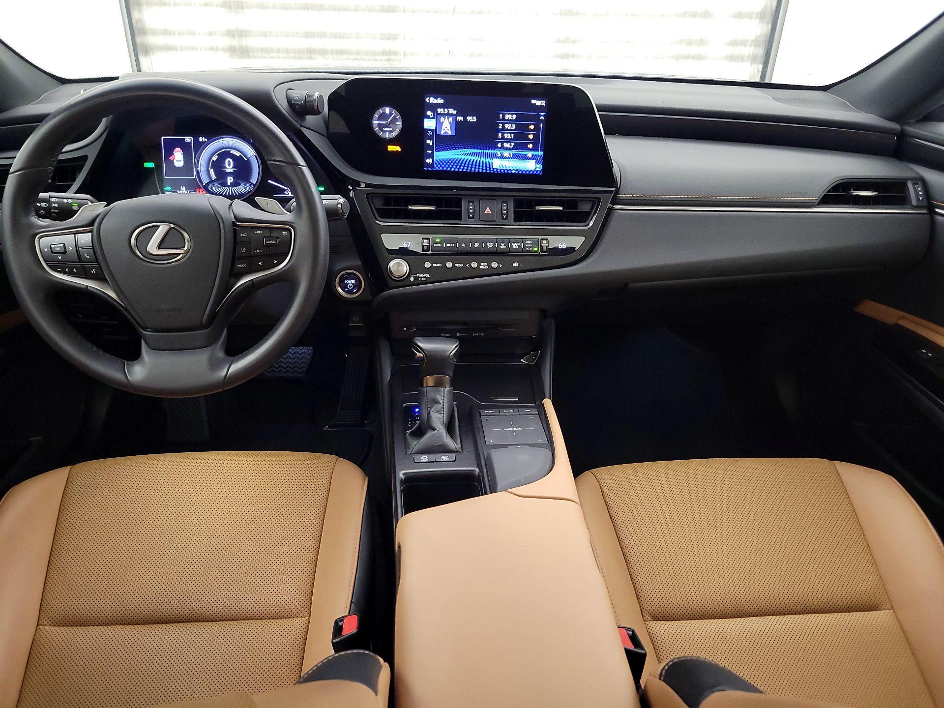 Thumbnail: 2022 Lexus ES - 9