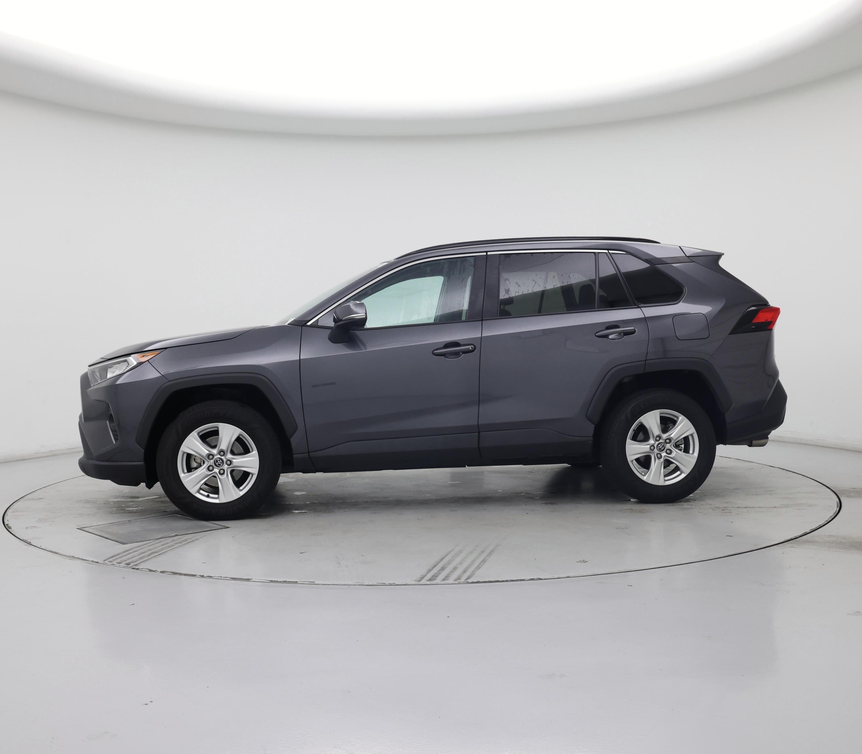 Thumbnail: 2020 Toyota RAV4 - 3