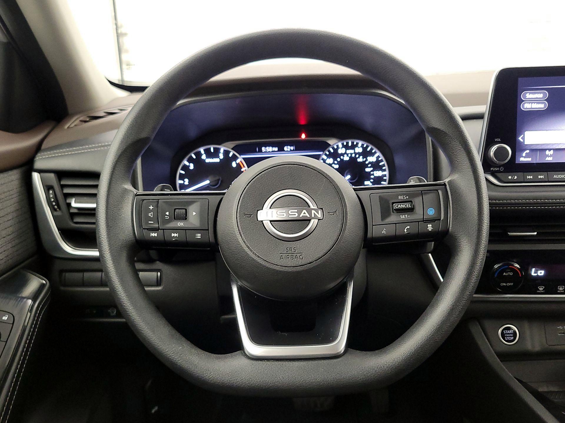 Thumbnail: 2023 Nissan Rogue - 10