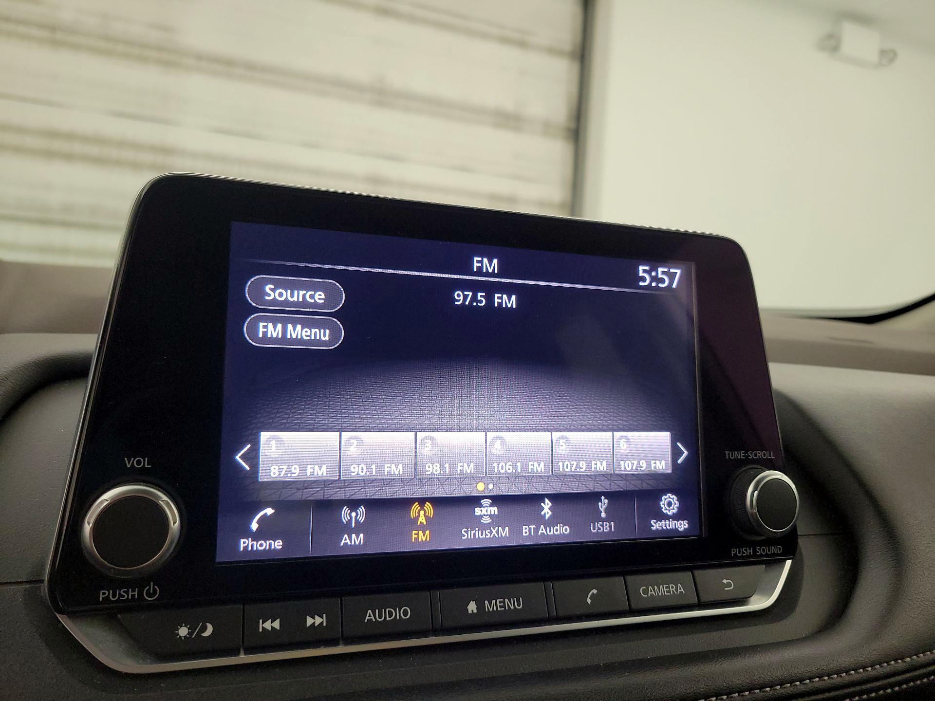 Thumbnail: 2023 Nissan Rogue - 15