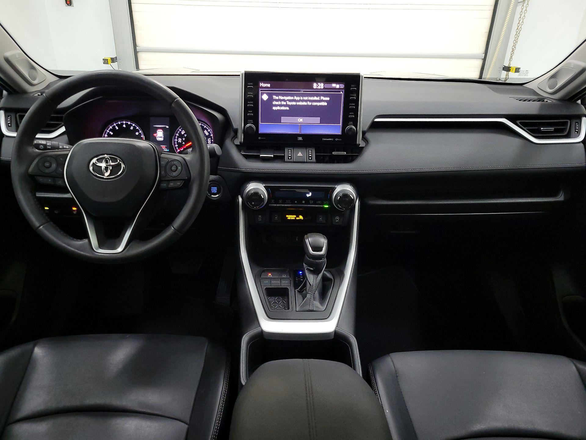 Thumbnail: 2022 Toyota RAV4 - 9