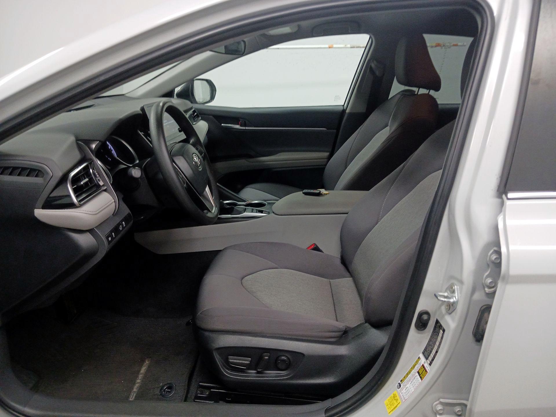 Thumbnail: 2023 Toyota Camry - 9