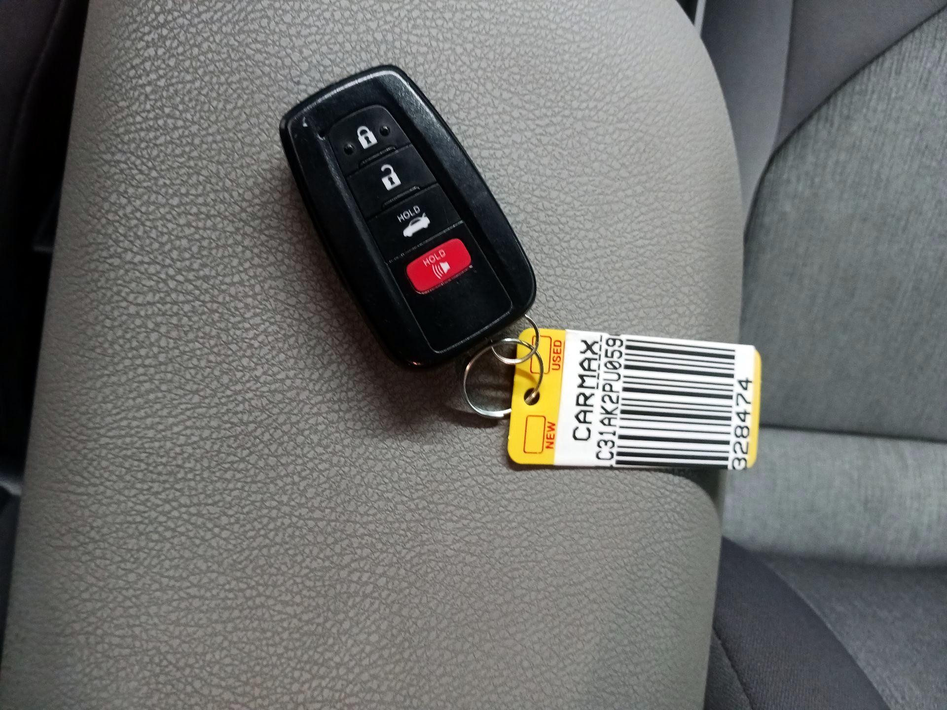 Thumbnail: 2023 Toyota Camry - 20