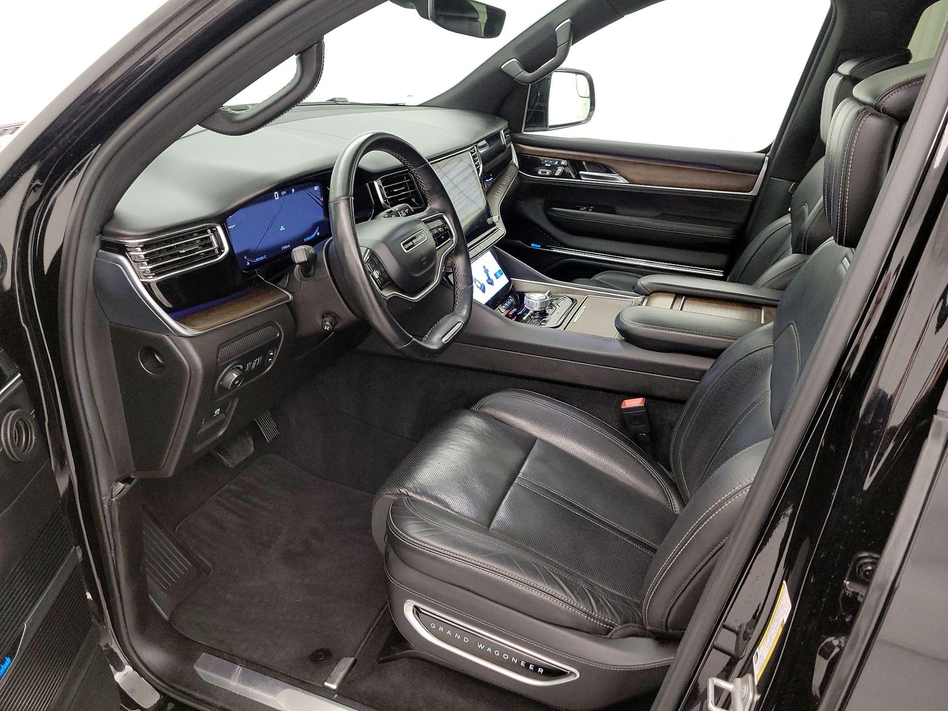 Thumbnail: 2022 Jeep Grand Wagoneer - 11