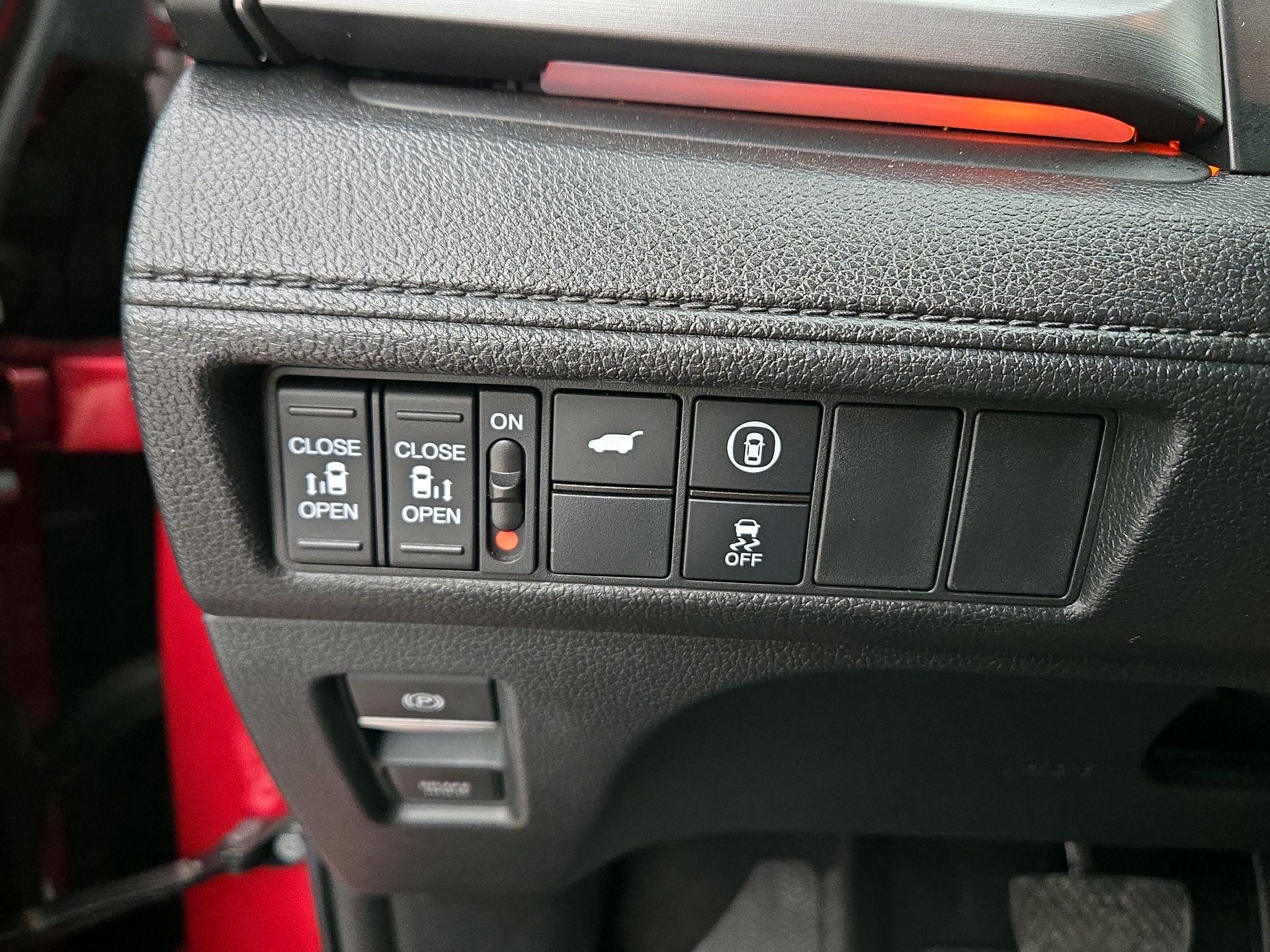 Thumbnail: 2023 Honda Odyssey - 13