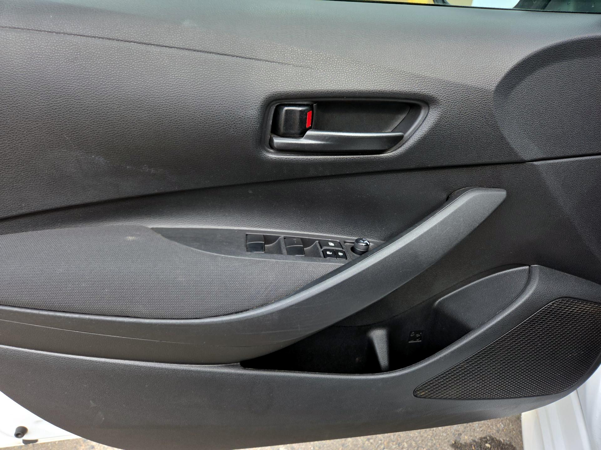 Thumbnail: 2024 Toyota Corolla - 10