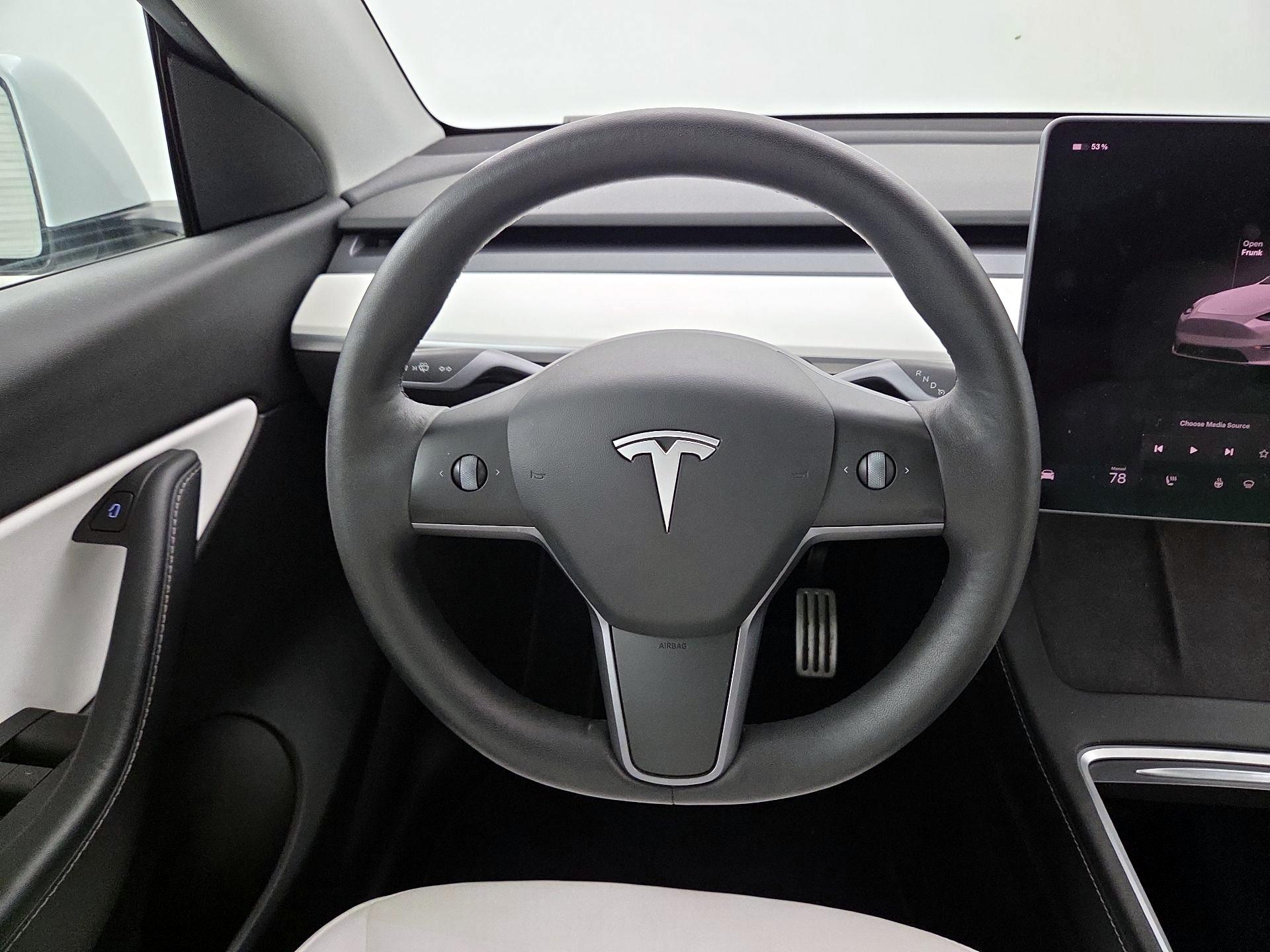 Thumbnail: 2022 Tesla Model Y - 10