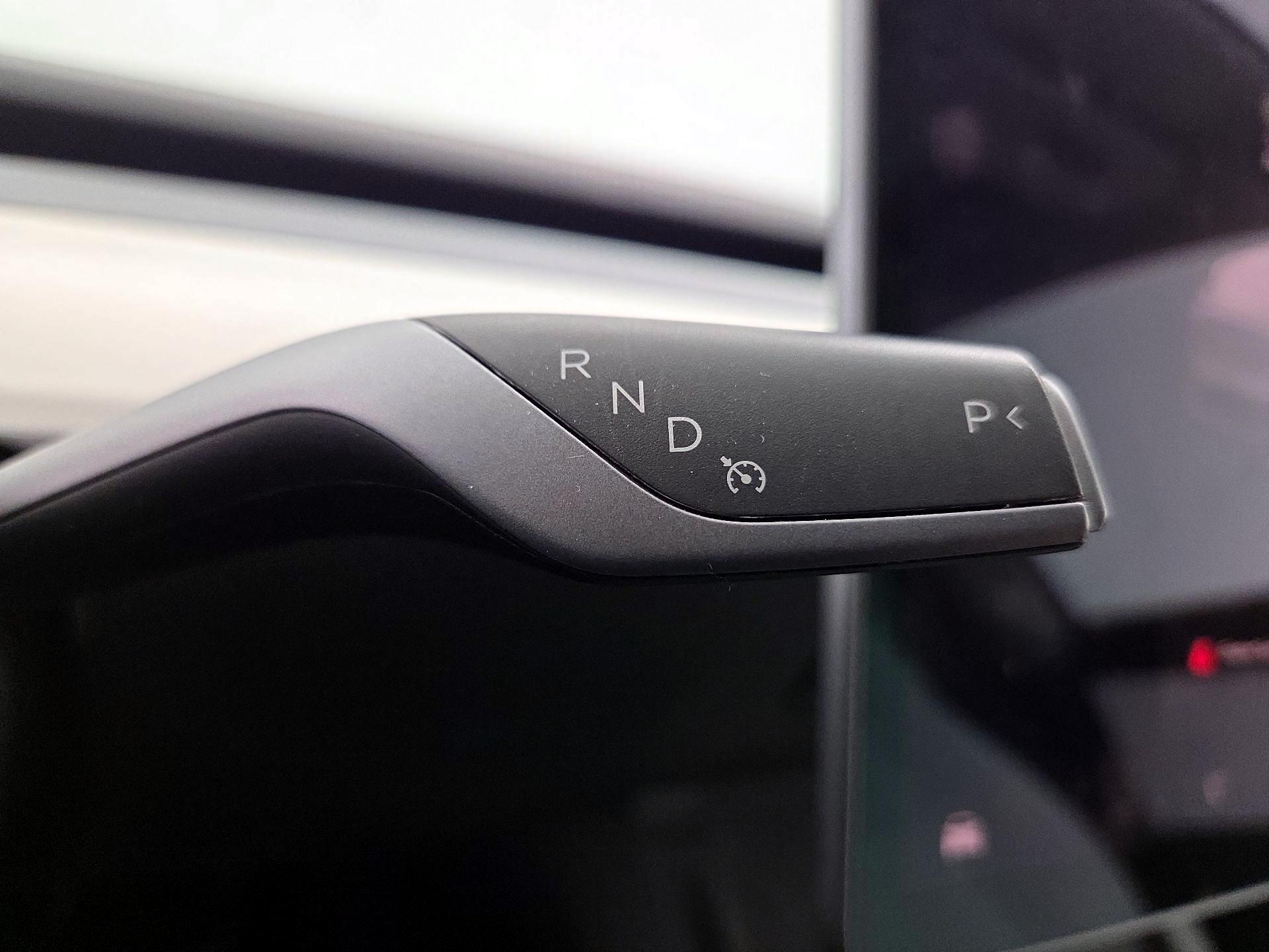 Thumbnail: 2022 Tesla Model Y - 17