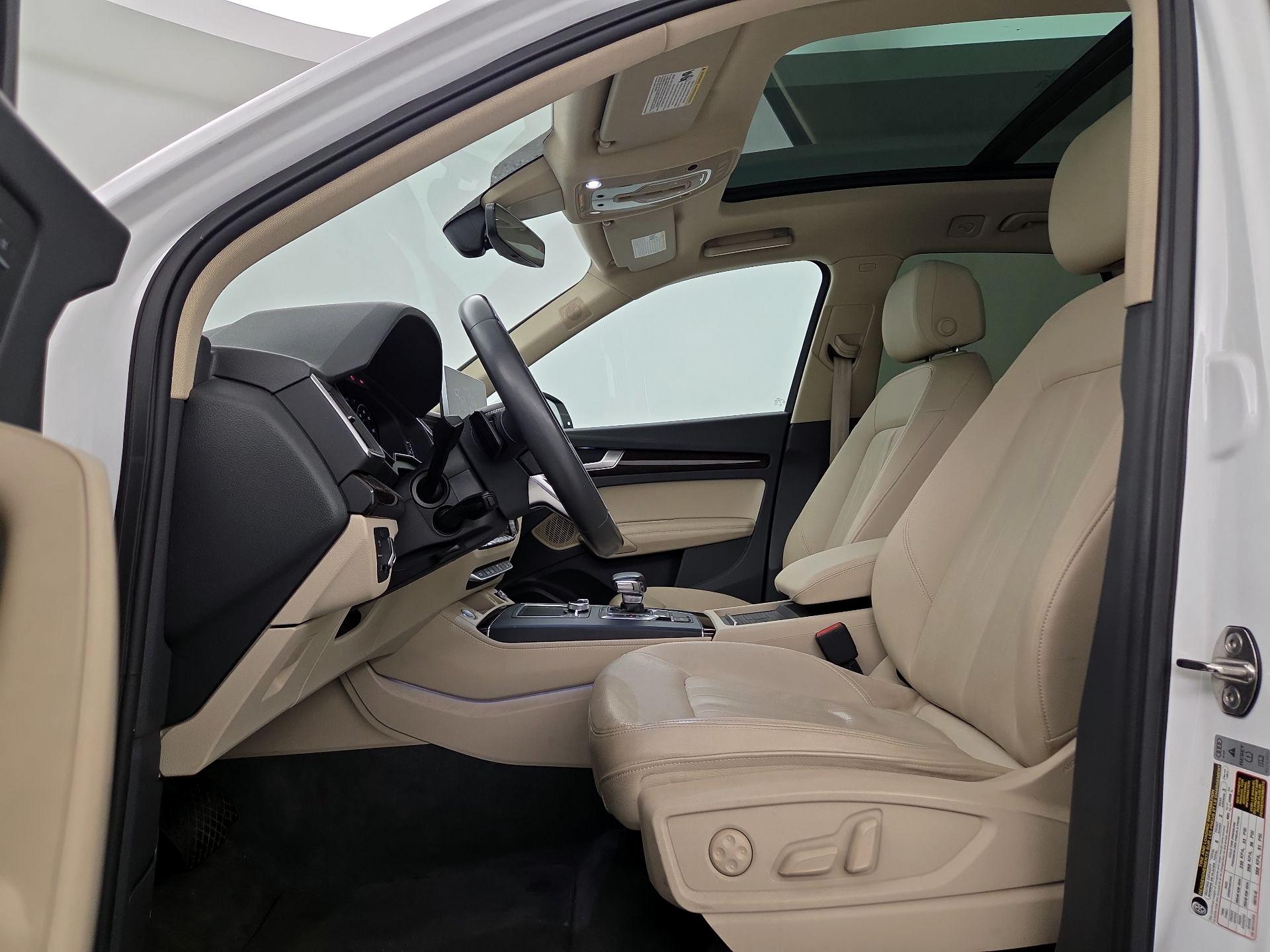 Thumbnail: 2019 Audi Q5 - 11