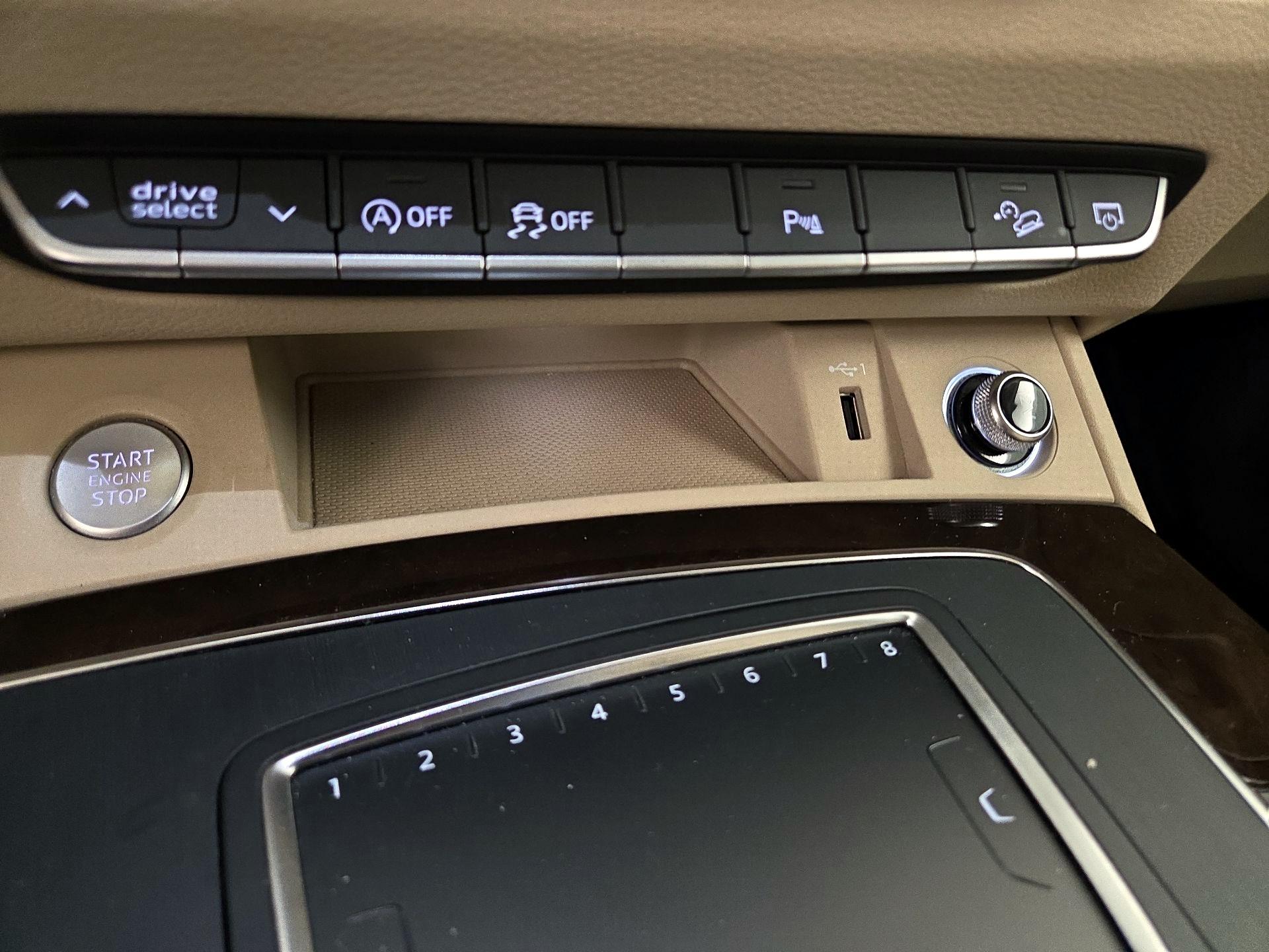 Thumbnail: 2019 Audi Q5 - 18