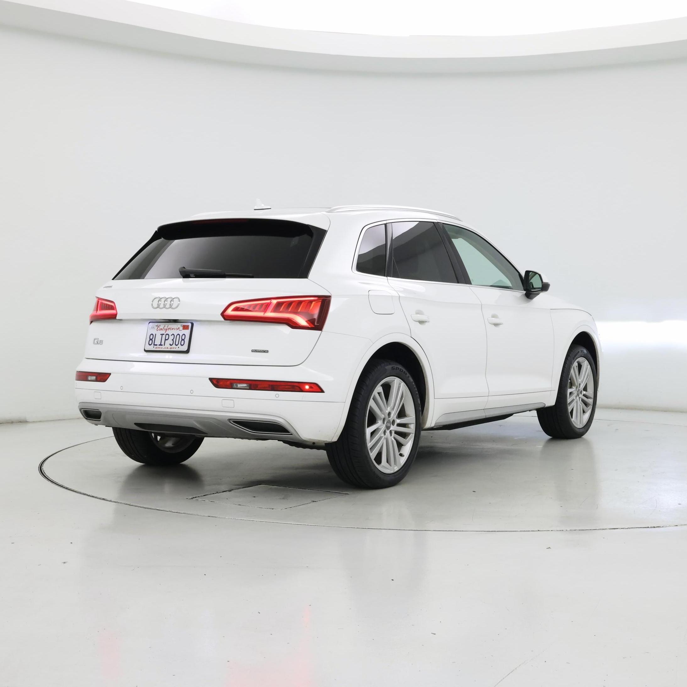 Thumbnail: 2019 Audi Q5 - 8