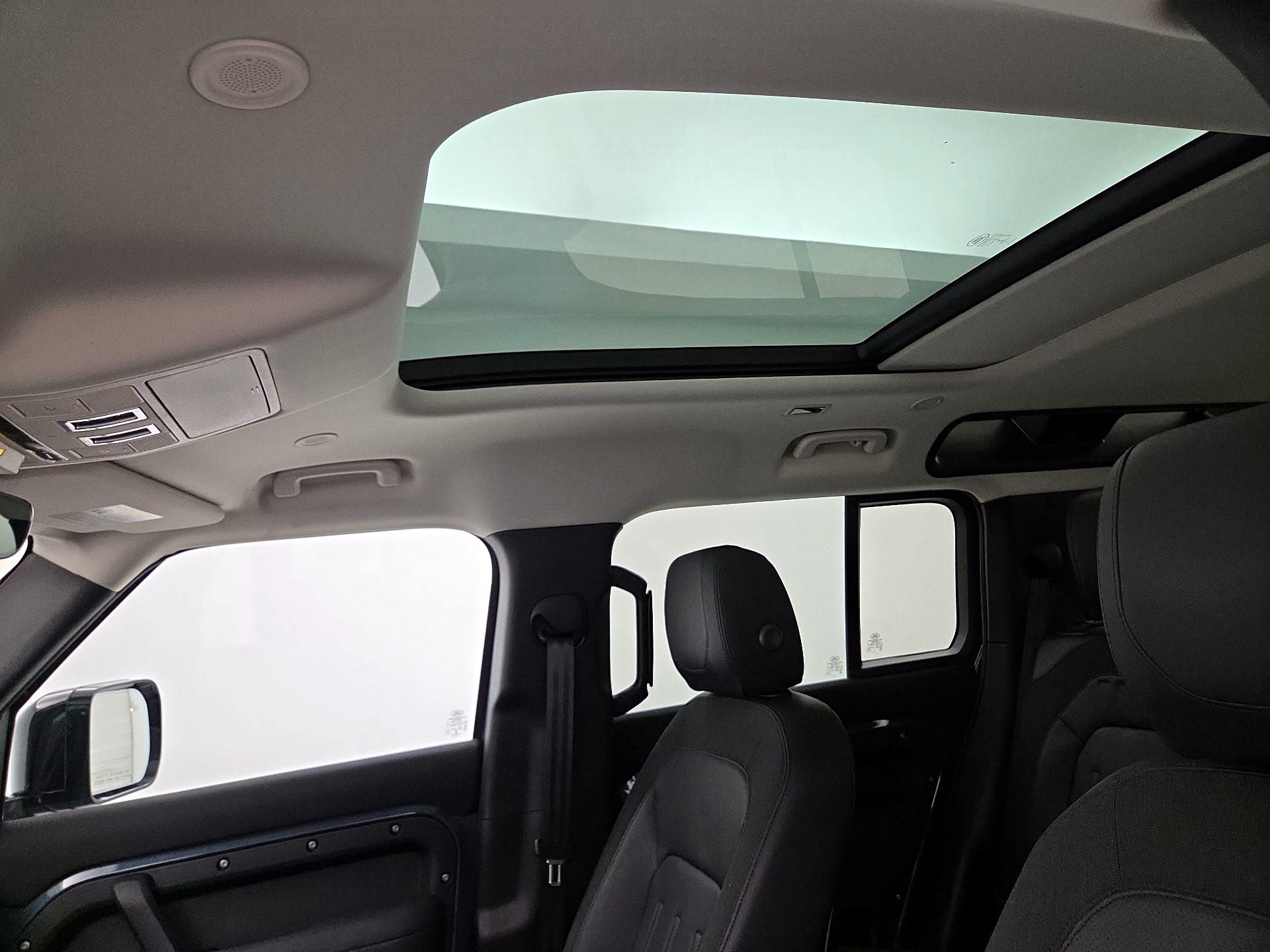 Thumbnail: 2021 Land Rover Defender - 19