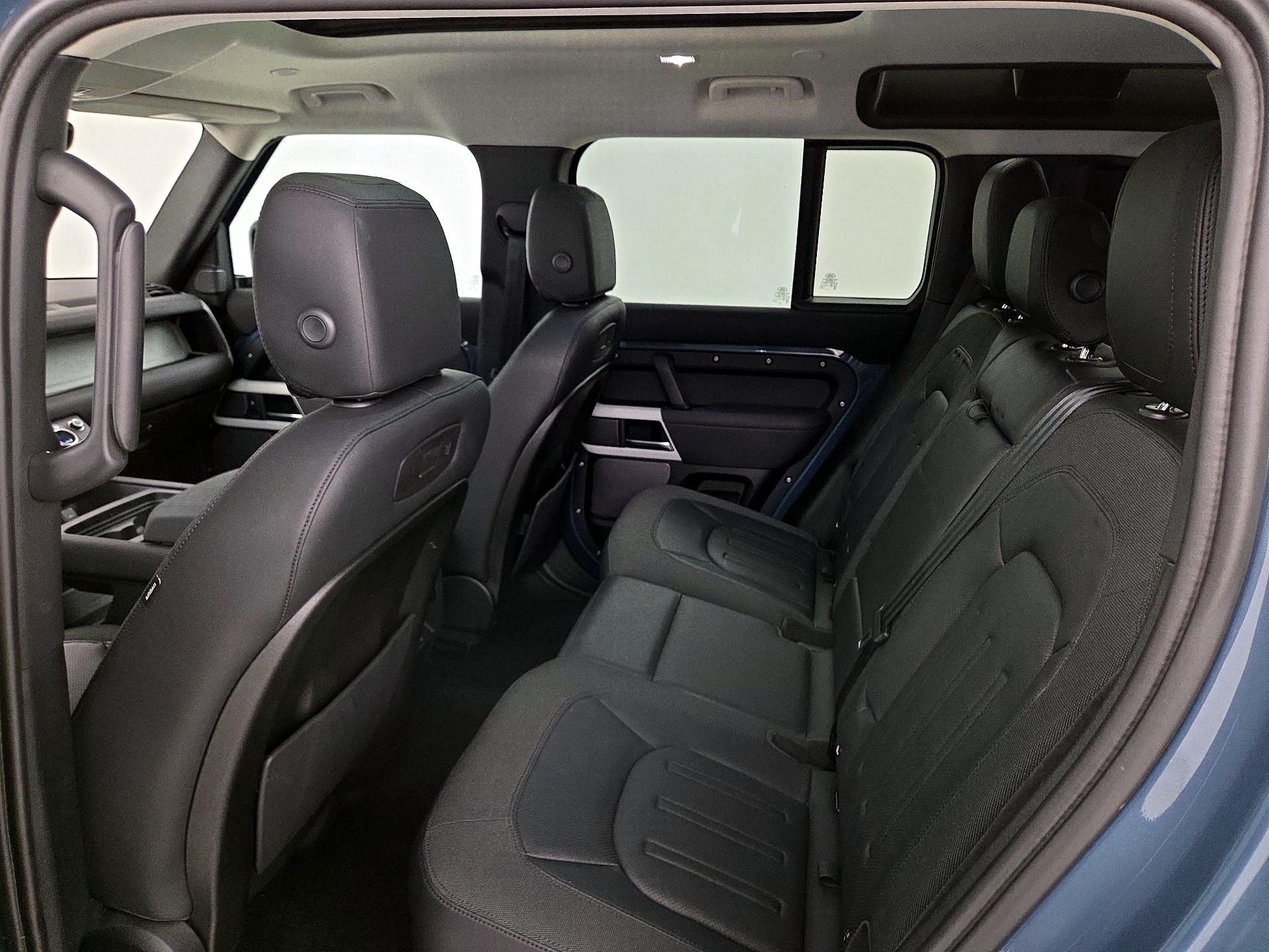 Thumbnail: 2021 Land Rover Defender - 20