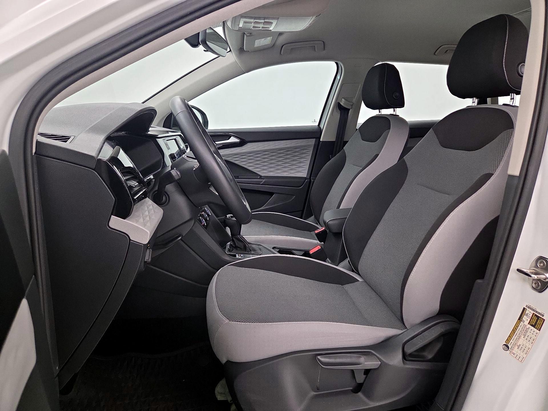 Thumbnail: 2023 Volkswagen Taos - 11