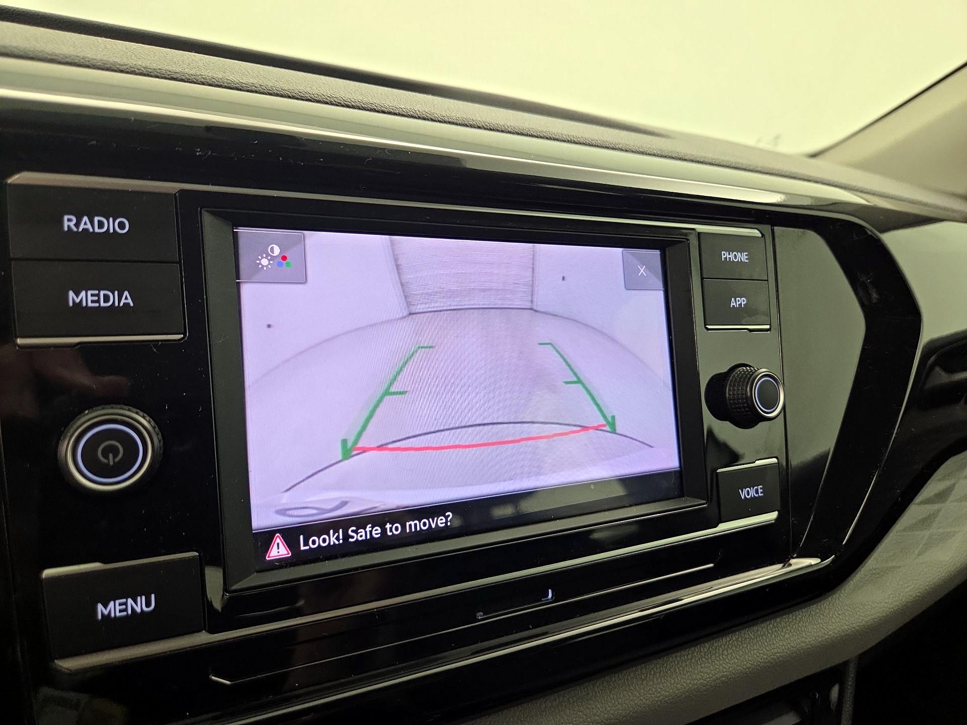 Thumbnail: 2023 Volkswagen Taos - 14