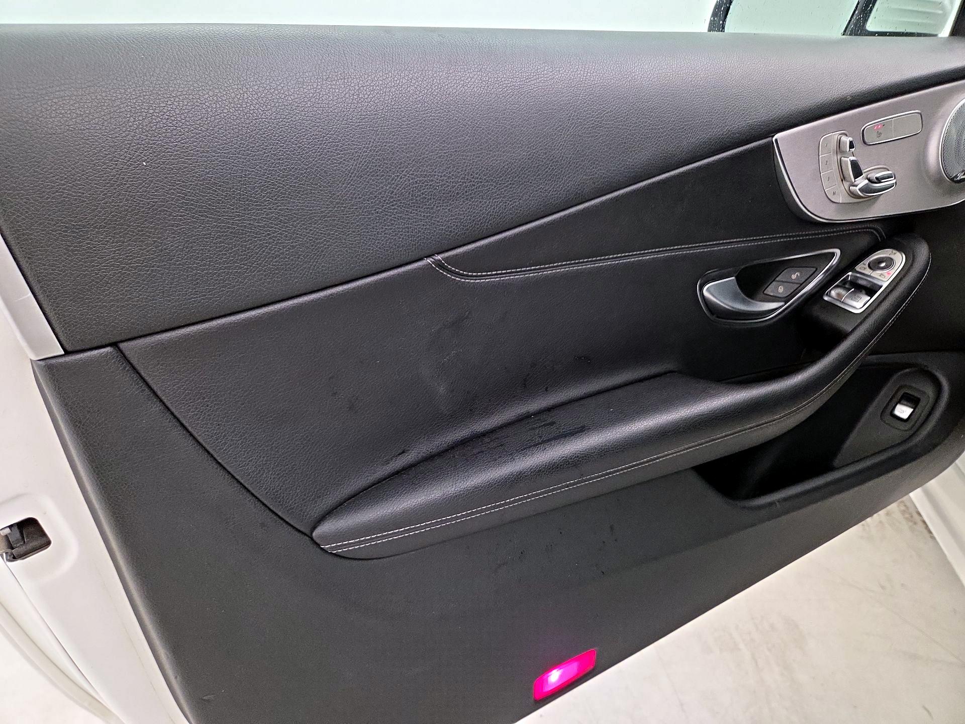 Thumbnail: 2019 Mercedes-Benz C-Class - 12