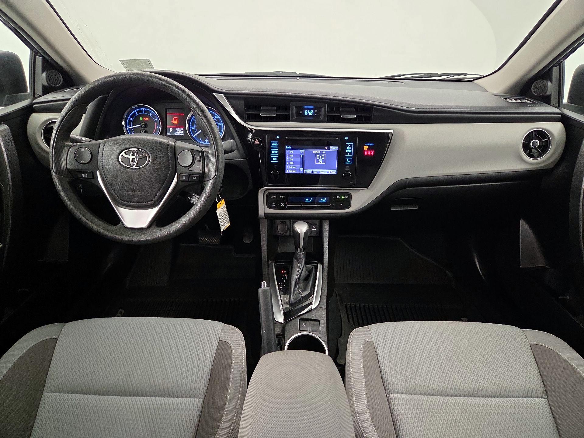 Thumbnail: 2018 Toyota Corolla - 9