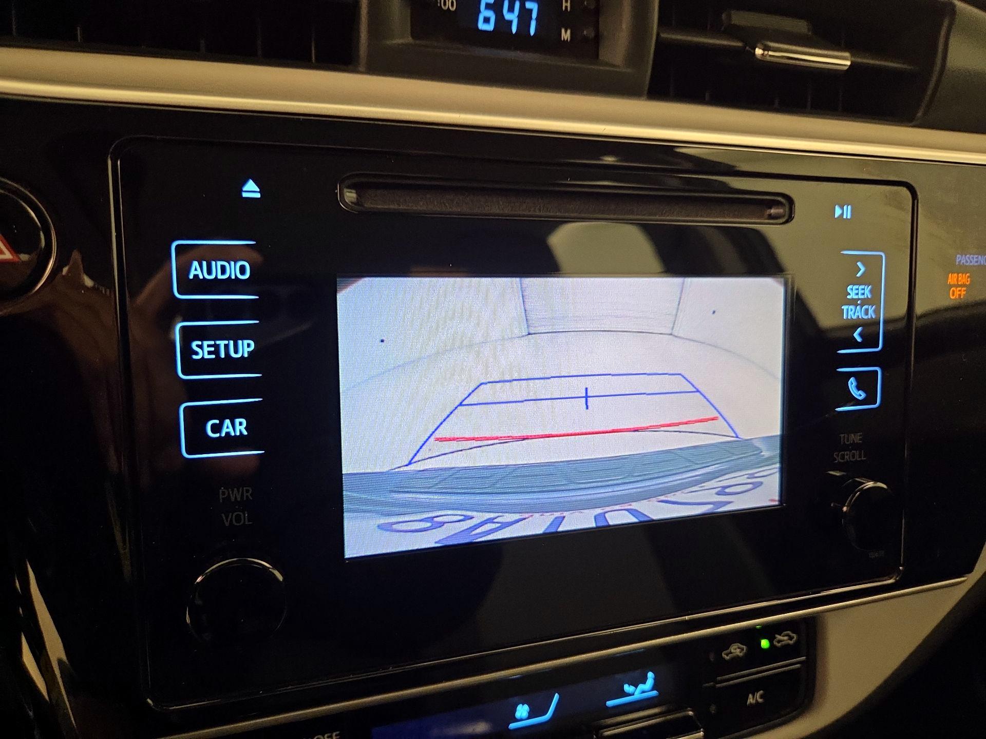 Thumbnail: 2018 Toyota Corolla - 14