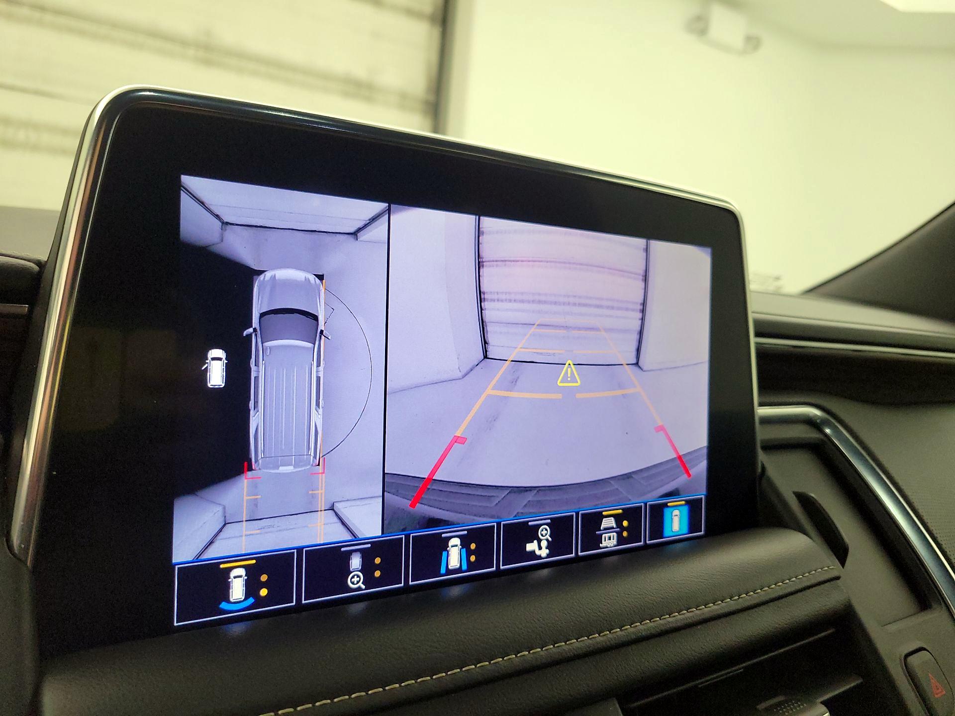 Thumbnail: 2021 Chevrolet Tahoe - 15