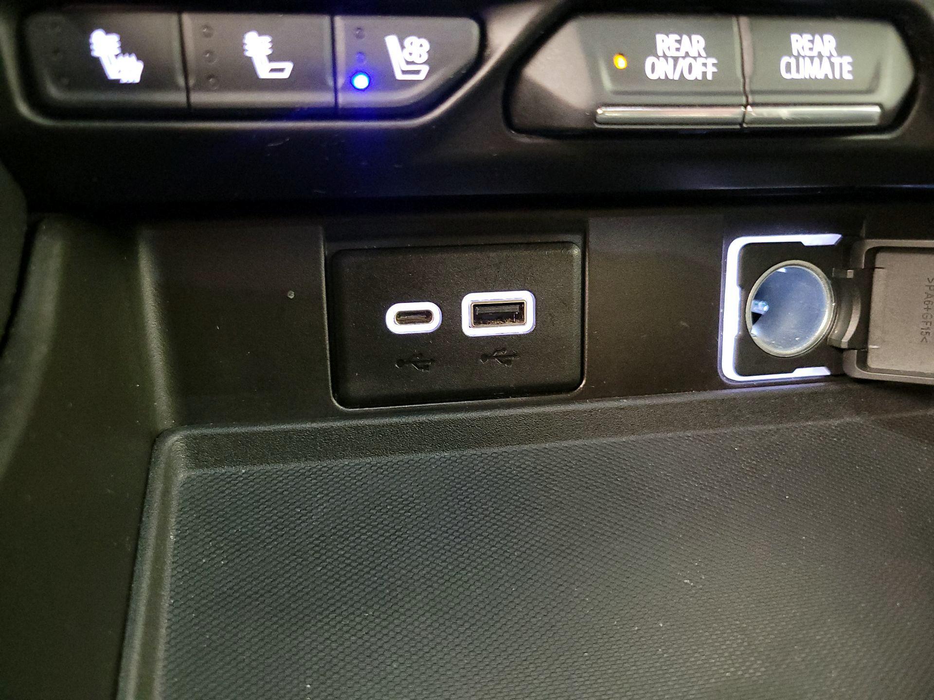 Thumbnail: 2021 Chevrolet Tahoe - 19