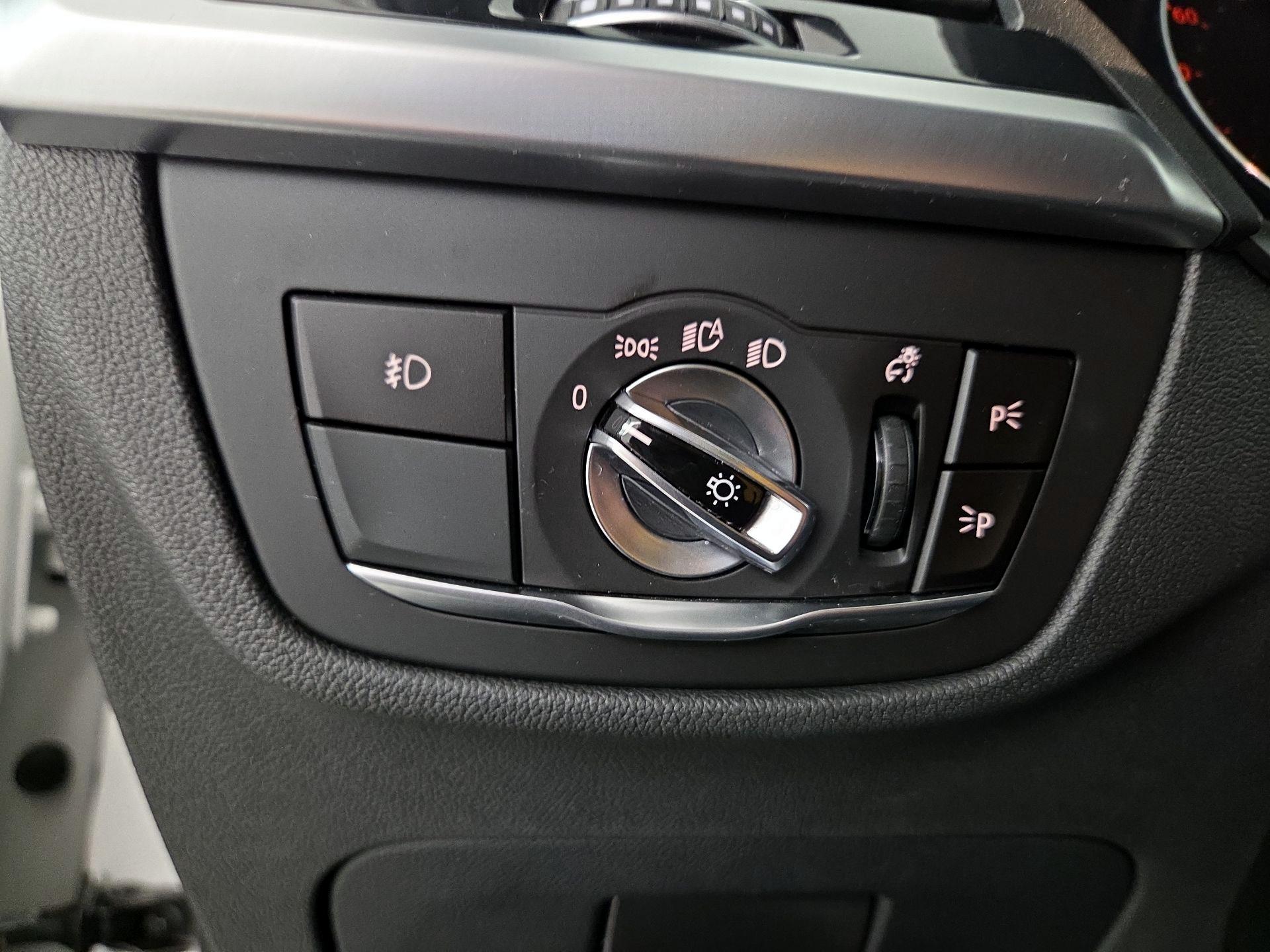 Thumbnail: 2019 BMW X3 - 13