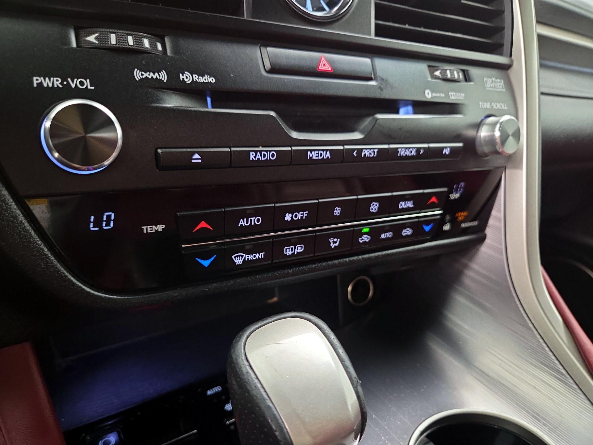 Thumbnail: 2018 Lexus RX - 17